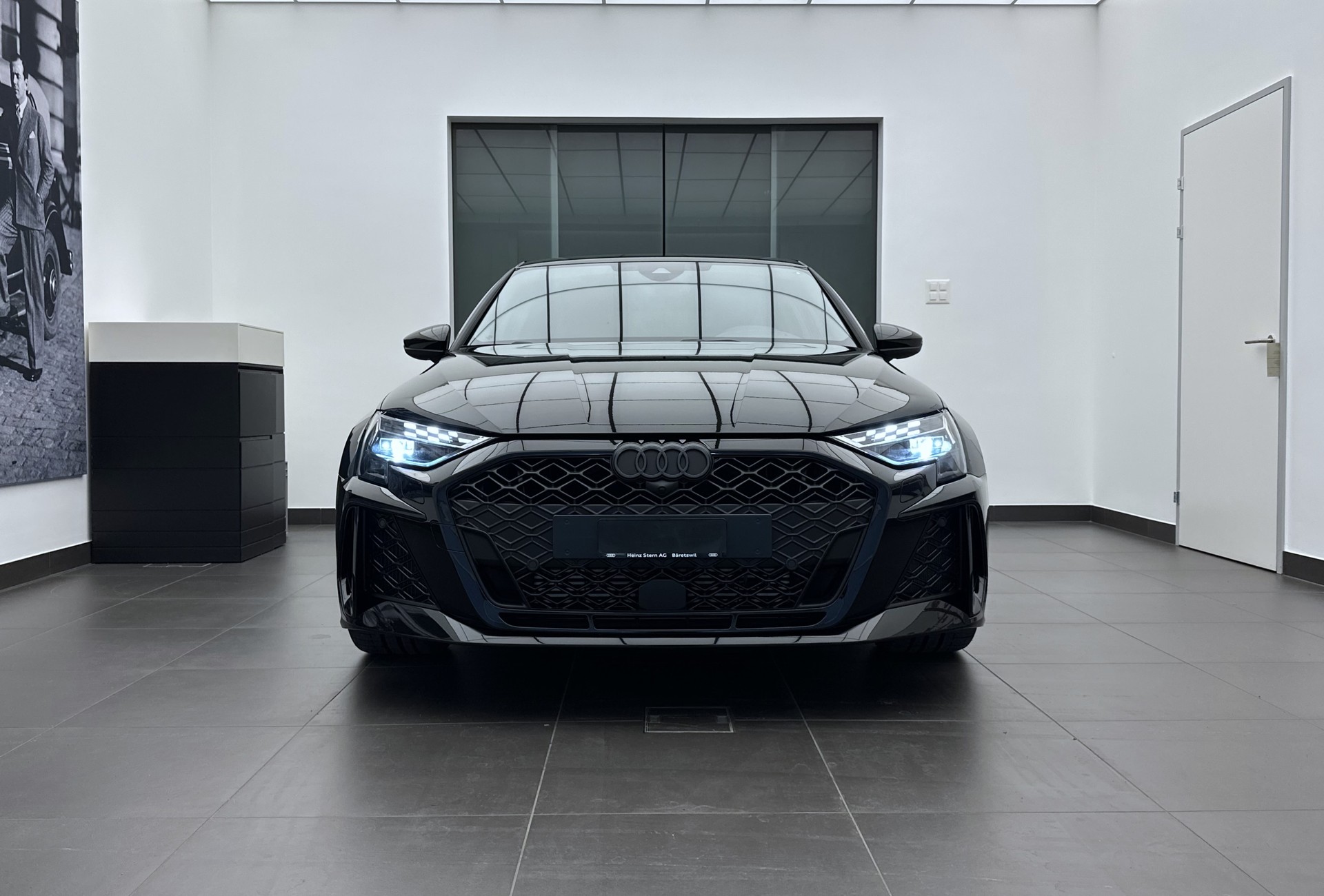 AUDI RS3 Sportback 2.5 TSI quattro S-tronic-image-1