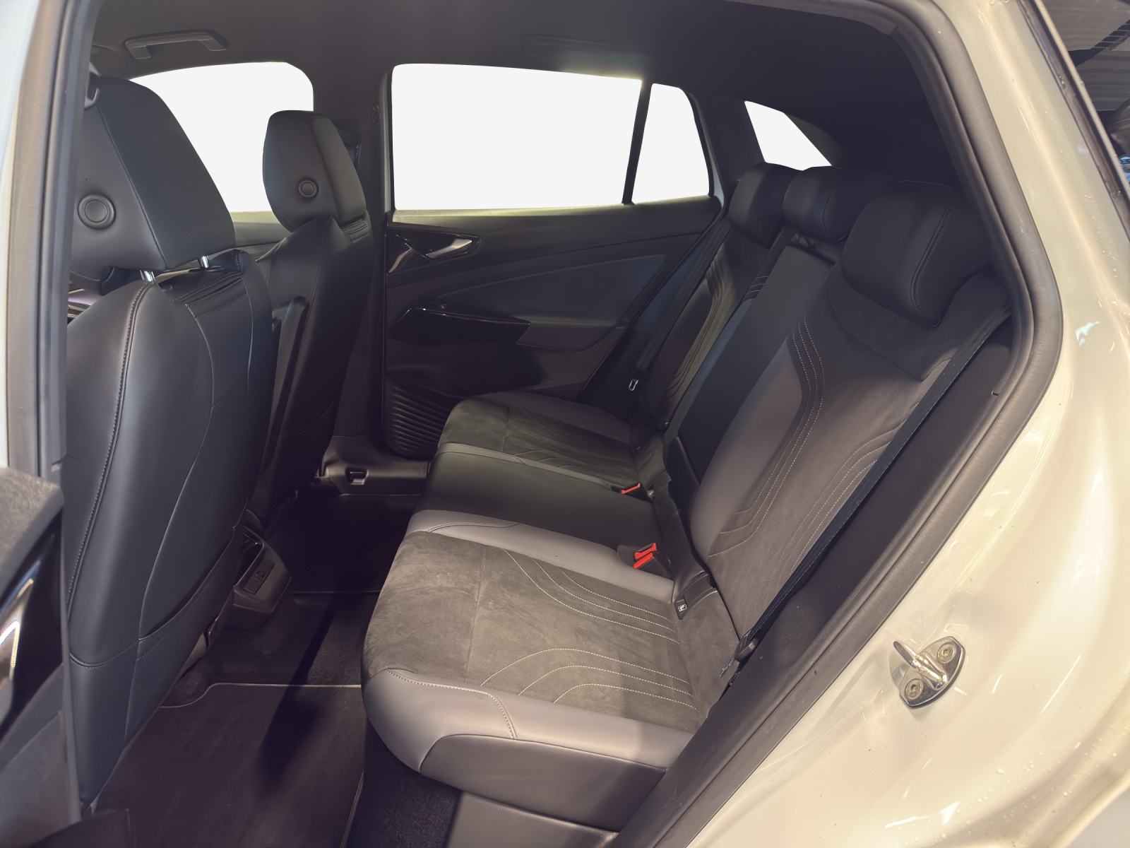 VW ID.4 Pro Performance 77 kWh-image-12
