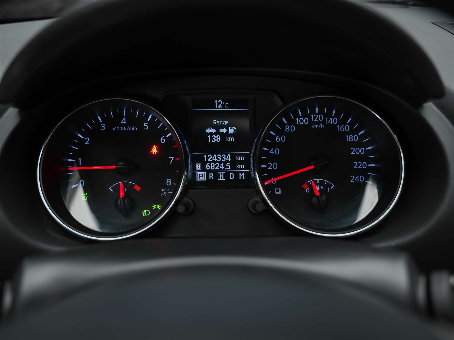 NISSAN Qashqai 2.0 16V 360 4x4 *Panorama*Leder/Alcantara*360° Kamera*-image-26