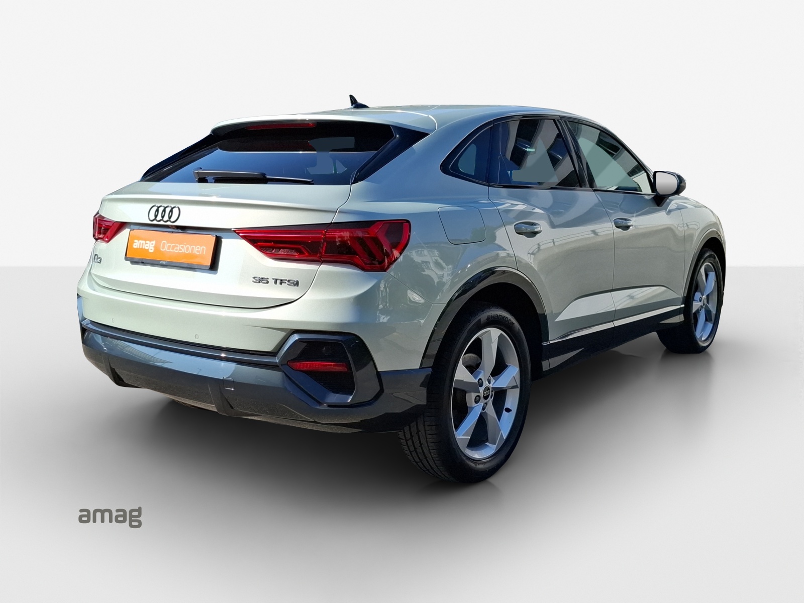 AUDI Q3 Sportback 35 TFSI Attraction S-tronic-image-4
