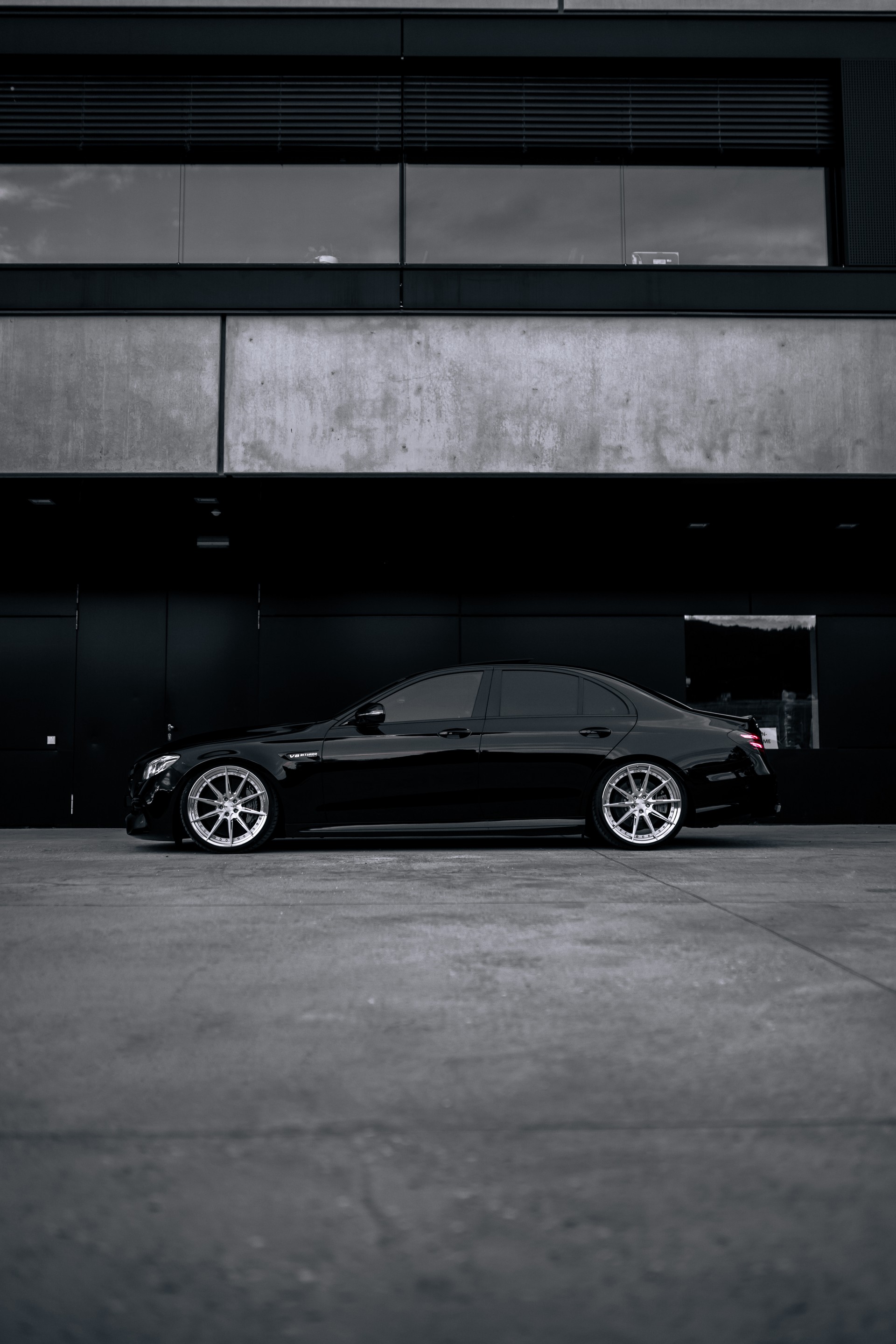 MERCEDES-BENZ E 63 S AMG 4matic+-image-1