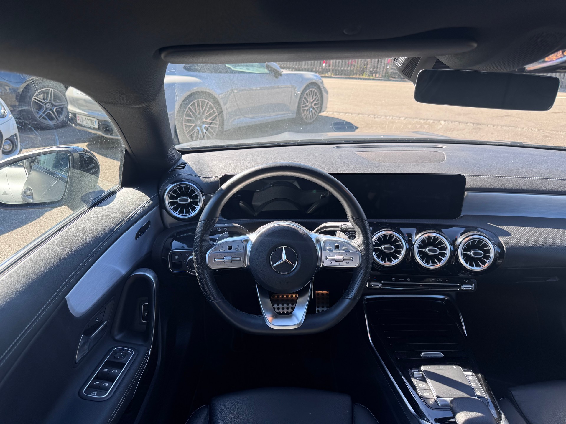 MERCEDES-BENZ CLA Shooting Brake 35 AMG 4Matic 7G-DCT-image-8