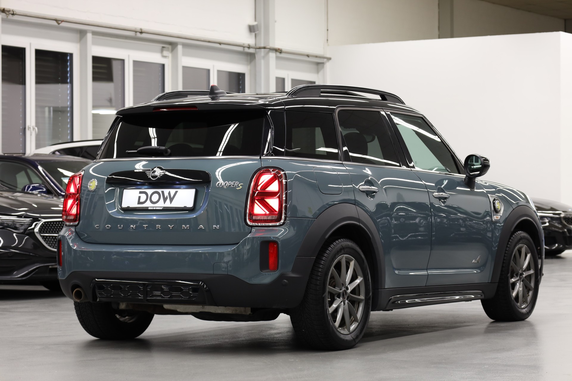 MINI Countryman F60 1.5i Cooper S E ALL4-image-7