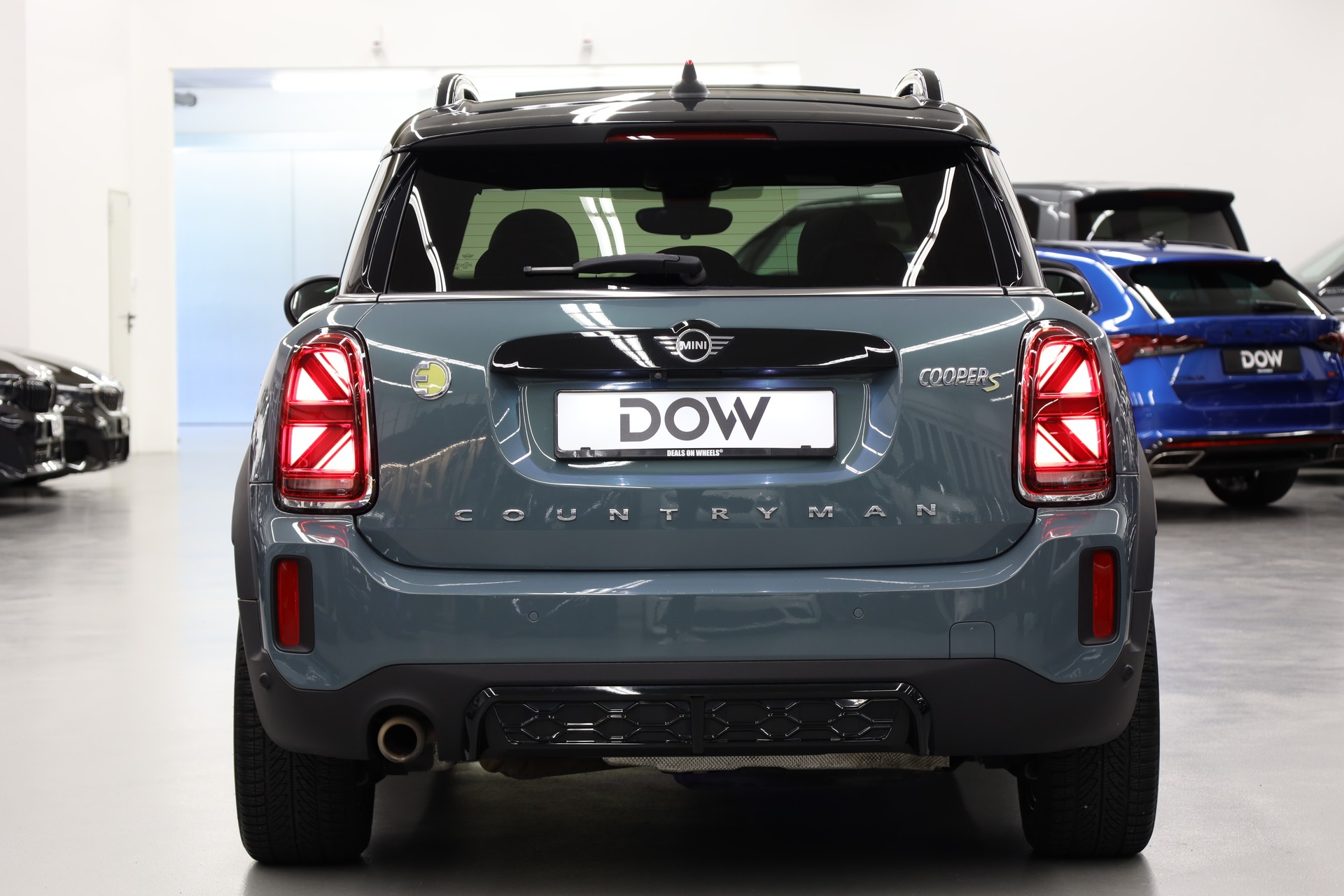MINI Countryman F60 1.5i Cooper S E ALL4-image-9