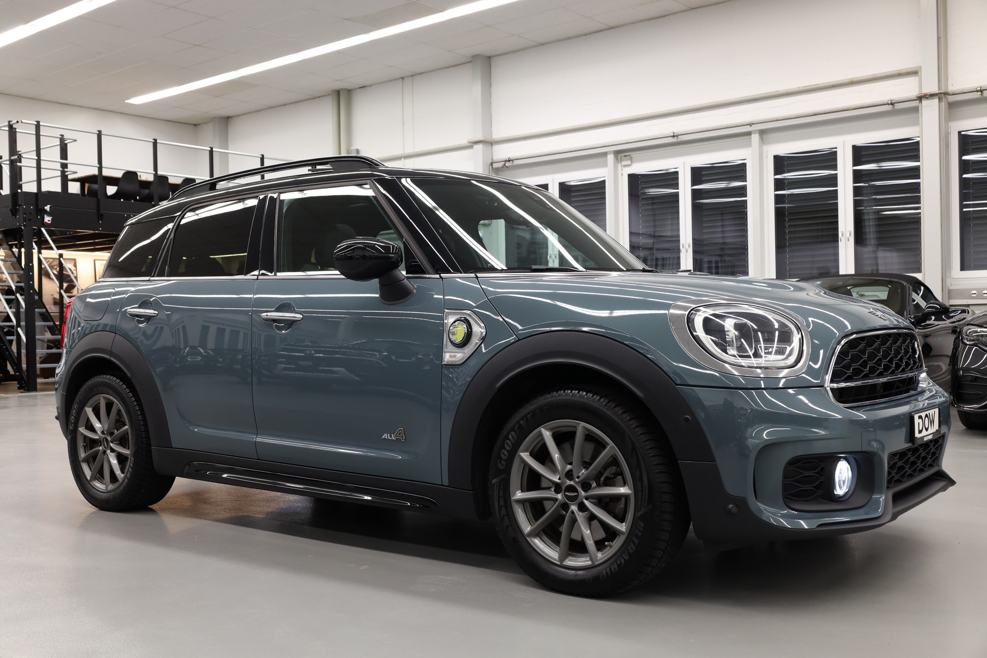 MINI Countryman F60 1.5i Cooper S E ALL4-showroom-element-1