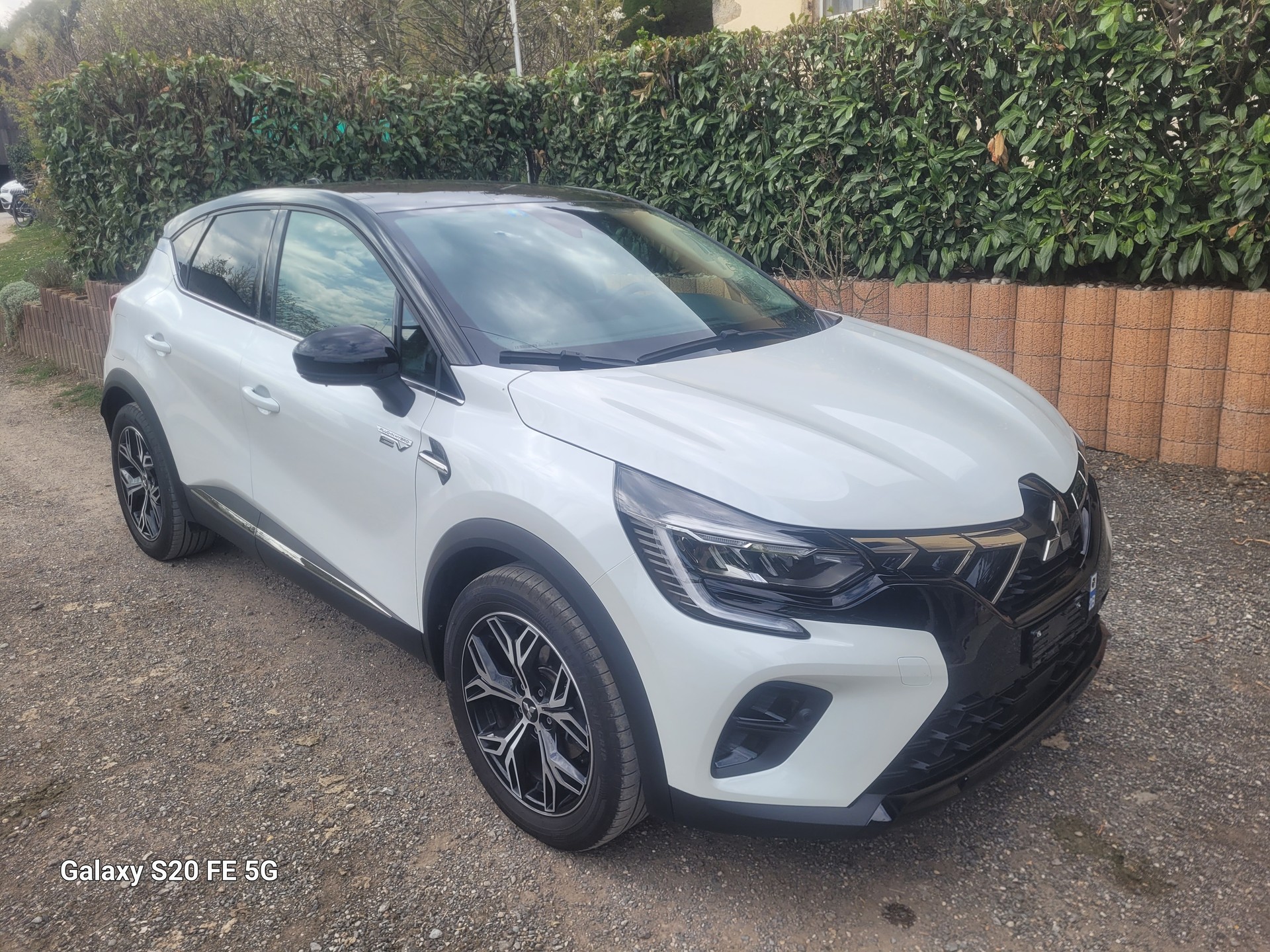 MITSUBISHI 1.6 PHEV Intense