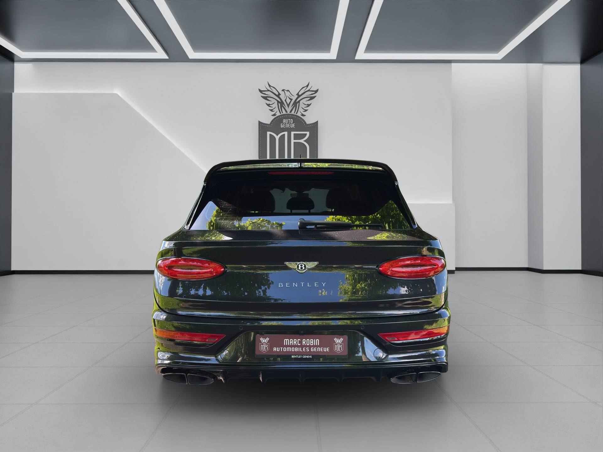 BENTLEY Bentayga V8-image-4
