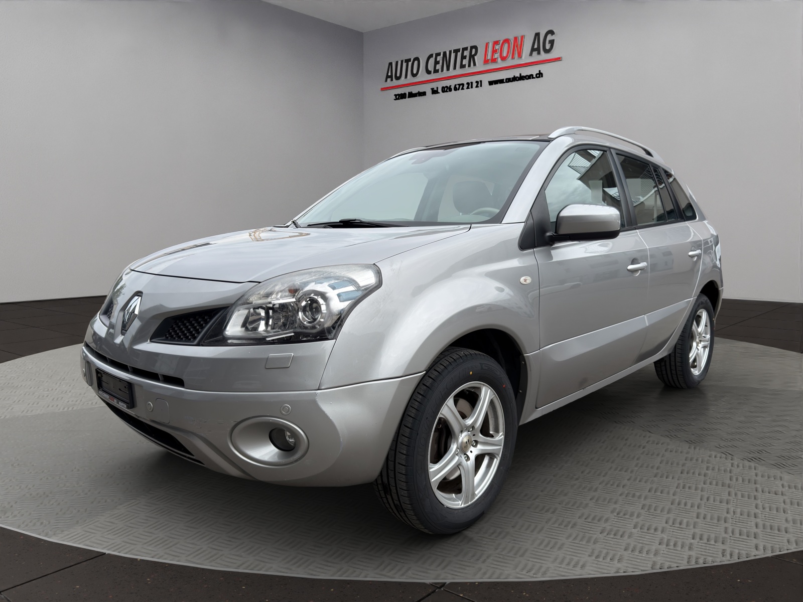 RENAULT Koleos 2.5 Dynamique Luxe 4x4-showroom-element-1