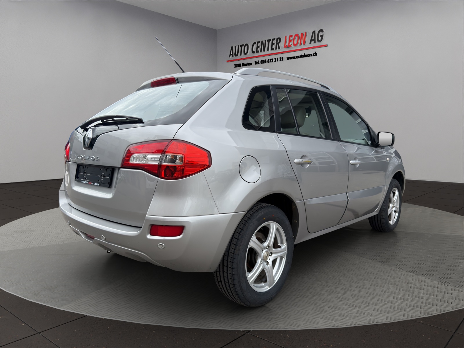 RENAULT Koleos 2.5 Dynamique Luxe 4x4-image-5