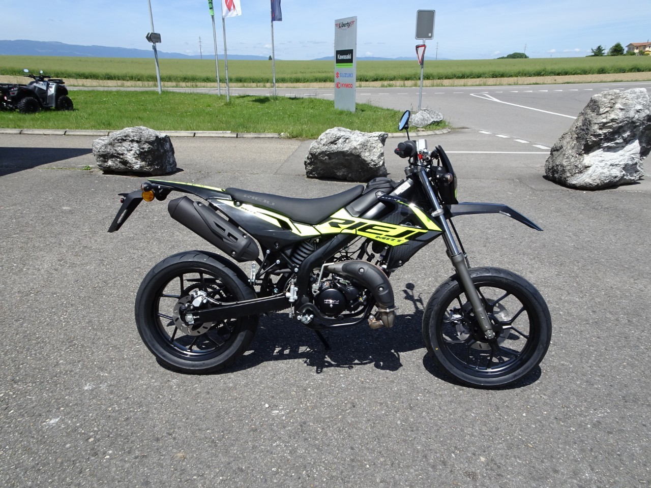 RIEJU MRT 50 SM 45 km/h-showroom-element-1