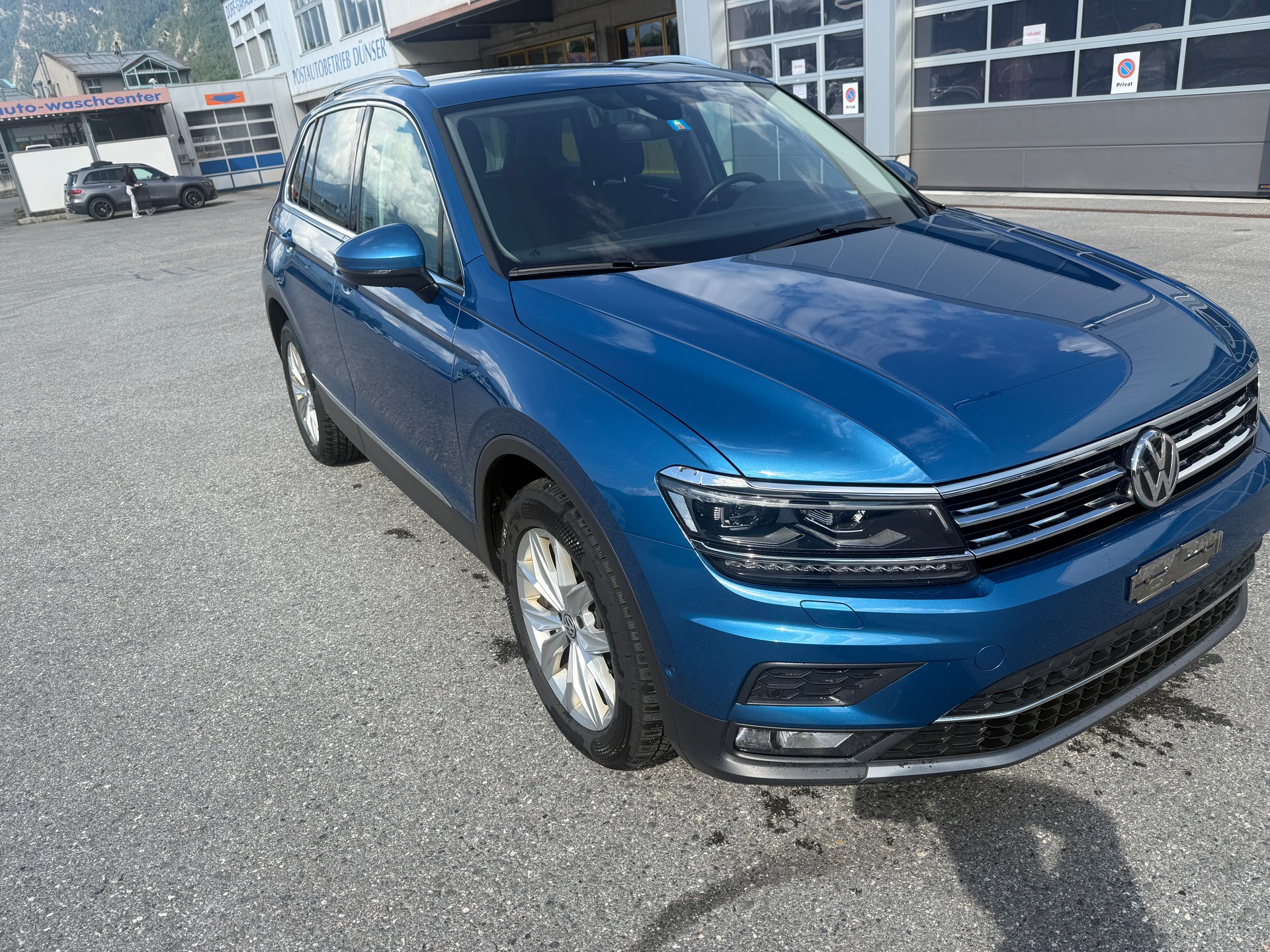 VW Tiguan 2.0 TDI SCR Highline 4Motion DSG-image-1