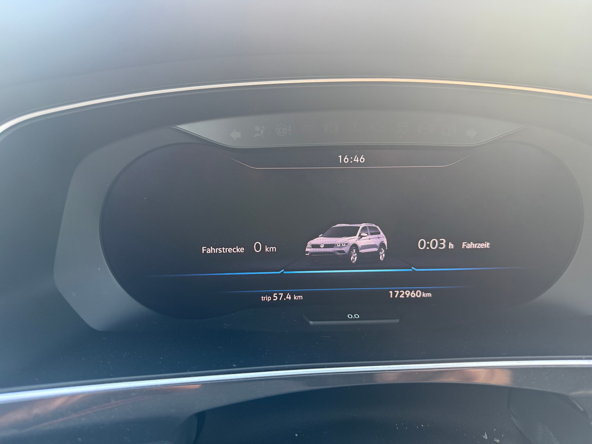VW Tiguan 2.0 TDI SCR Highline 4Motion DSG-image-12