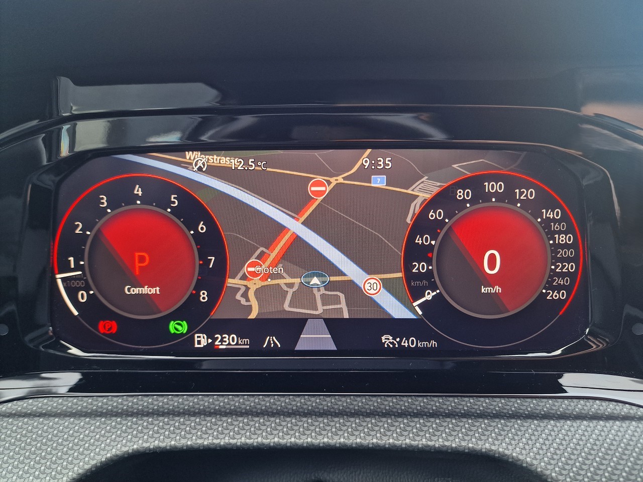 VW Golf 1.5 eTSI mHEV ACT R-Line DSG-image-16