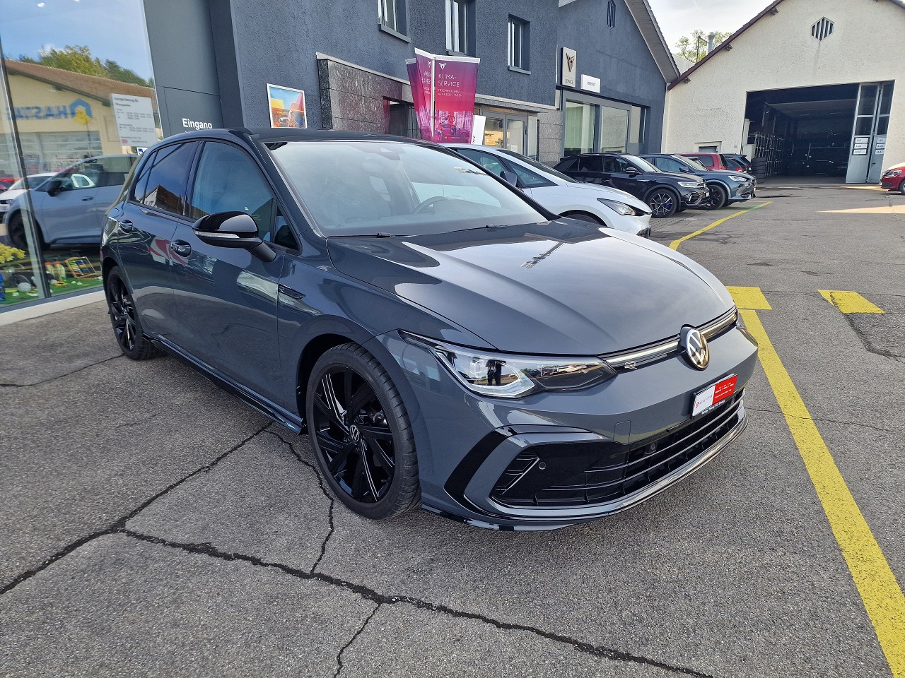 VW Golf 1.5 eTSI mHEV ACT R-Line DSG-image-7