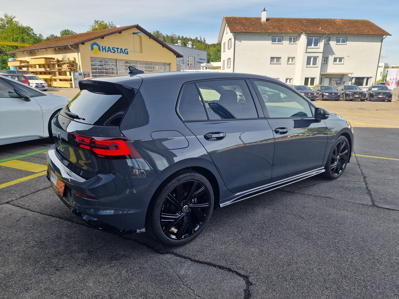 VW Golf 1.5 eTSI mHEV ACT R-Line DSG-image-5