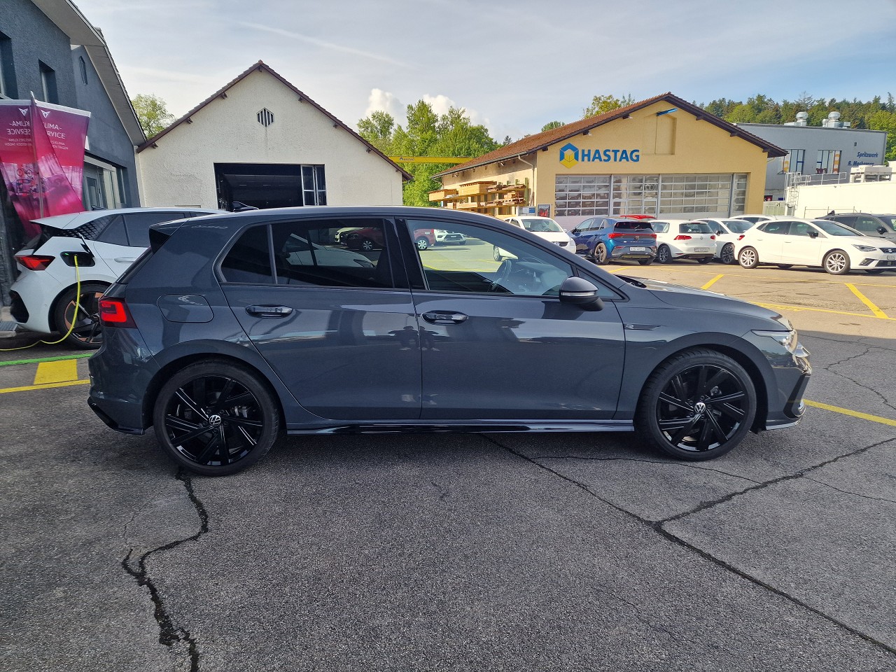 VW Golf 1.5 eTSI mHEV ACT R-Line DSG-image-6