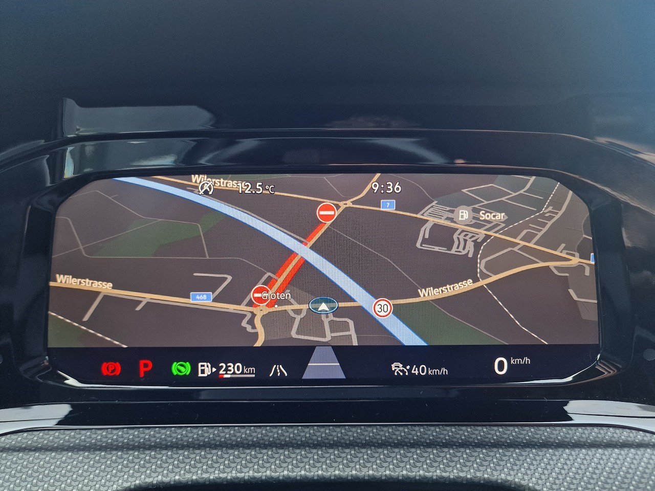 VW Golf 1.5 eTSI mHEV ACT R-Line DSG-image-17