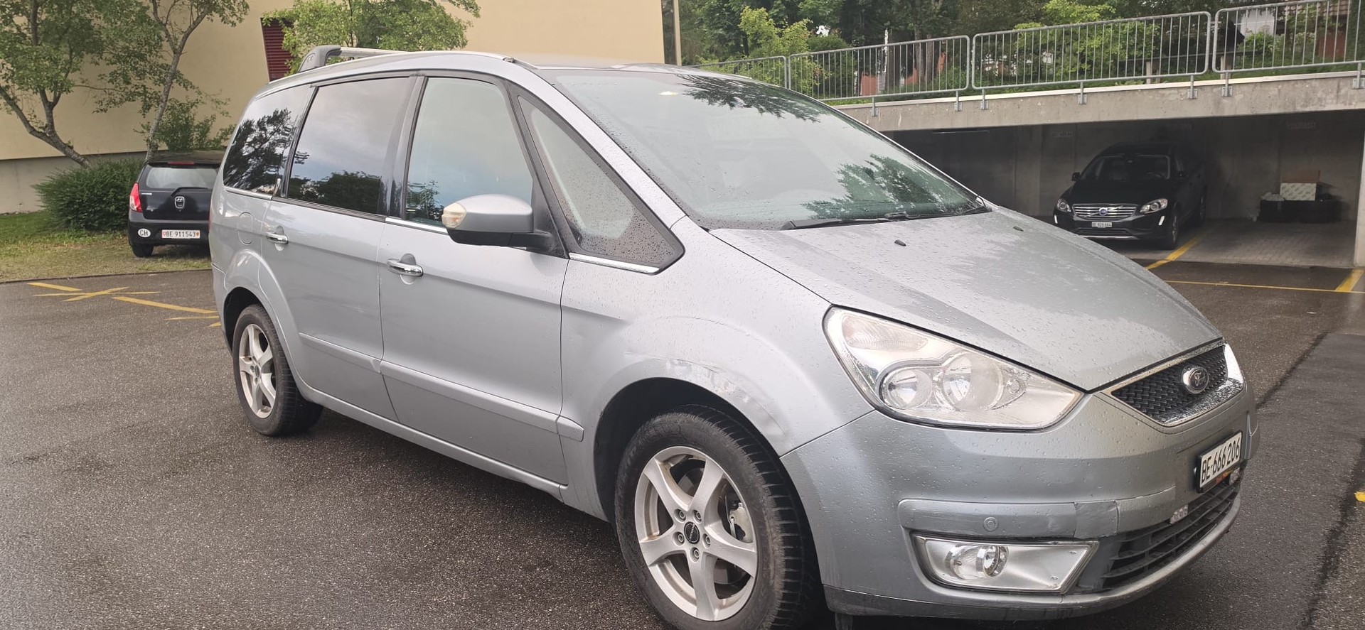 FORD GALAXY-image-1