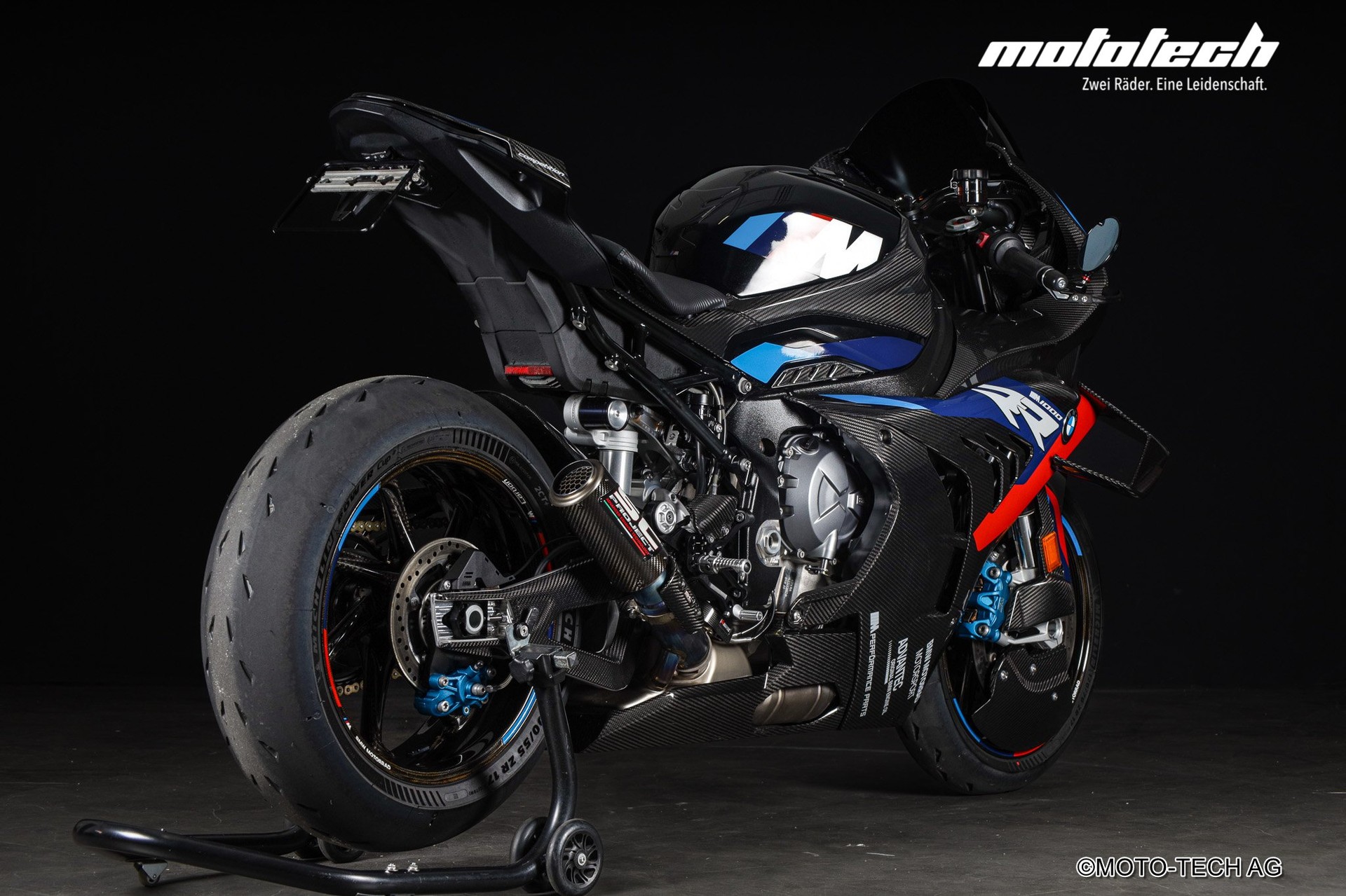 BMW M 1000 RR COMPETITION SC PROJECT-showroom-element-2
