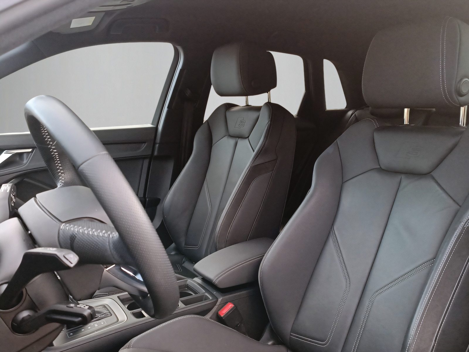 AUDI Q3 35 TFSI advanced S-tronic-image-13