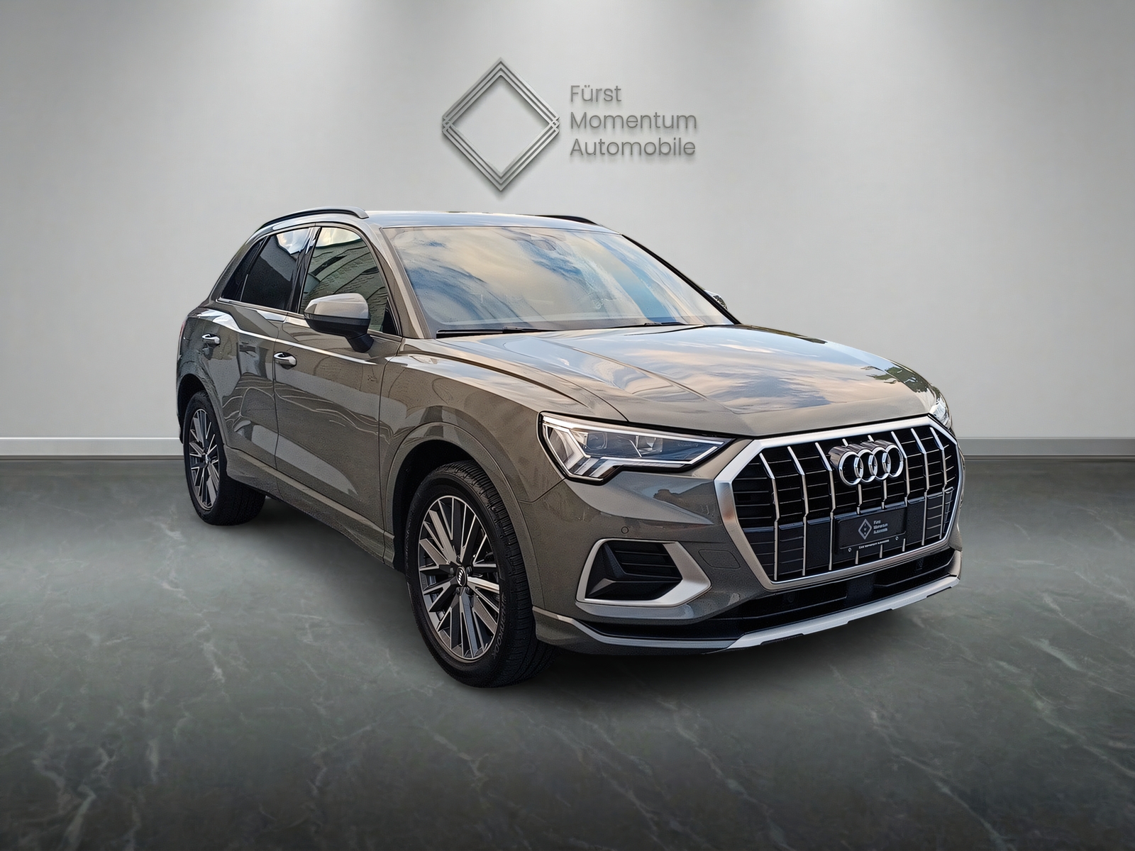 AUDI Q3 35 TFSI advanced S-tronic-image-0