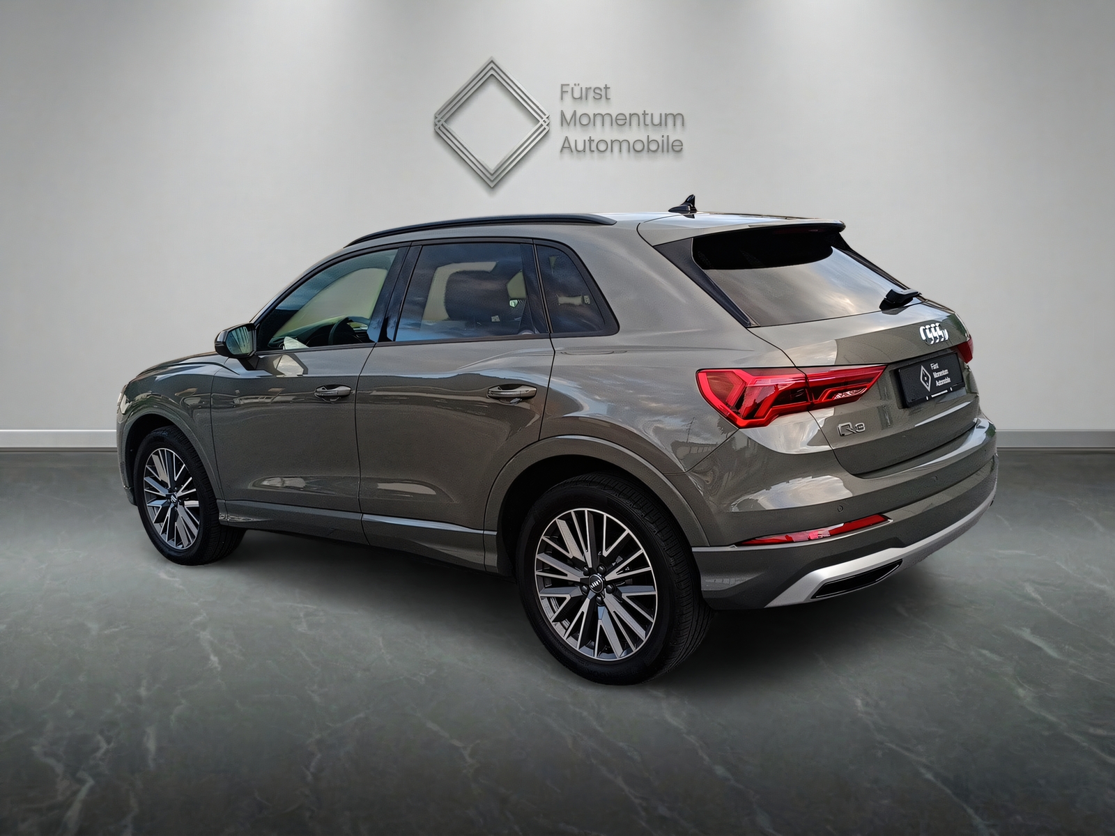 AUDI Q3 35 TFSI advanced S-tronic-image-5