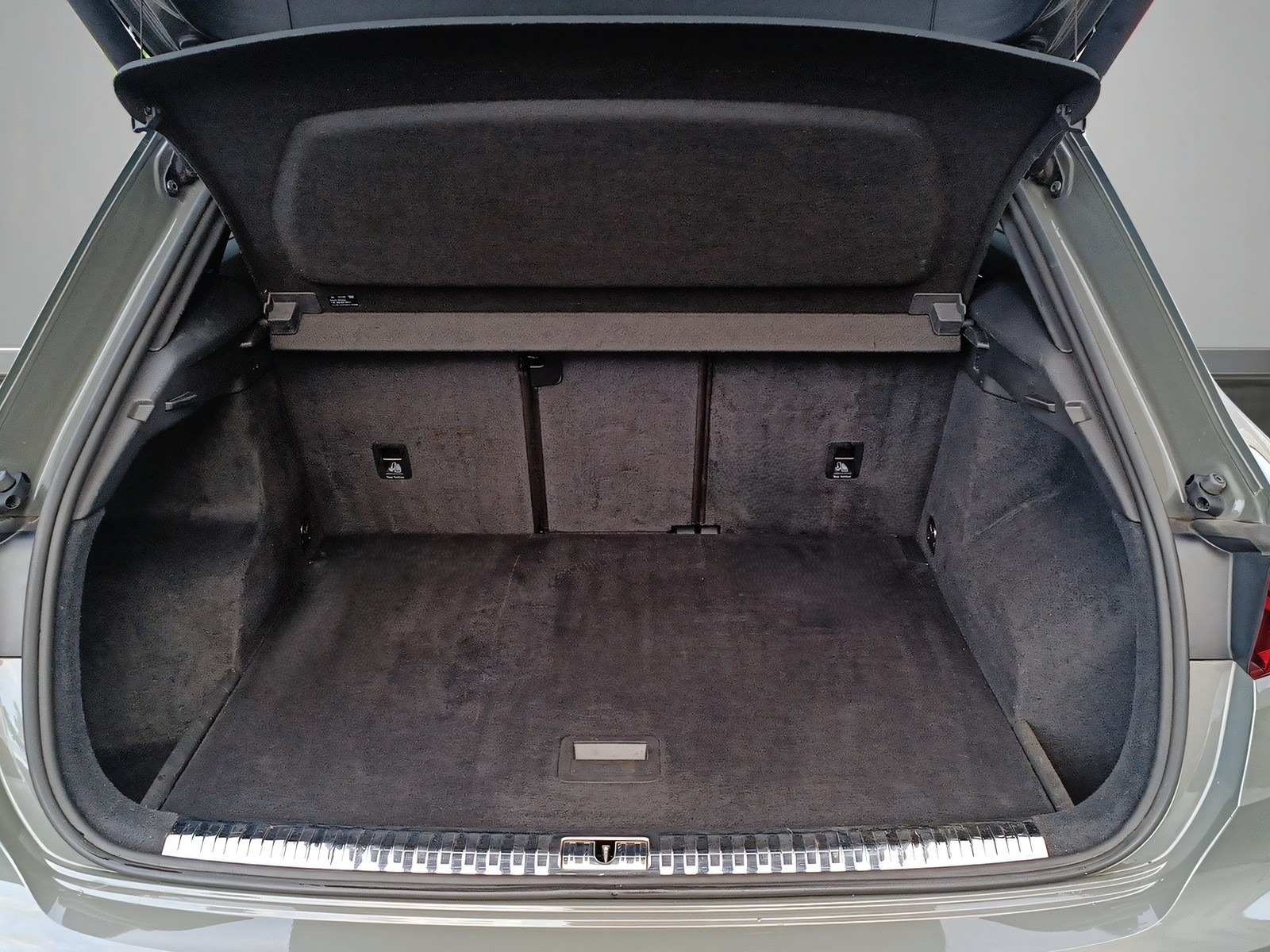 AUDI Q3 35 TFSI advanced S-tronic-image-10