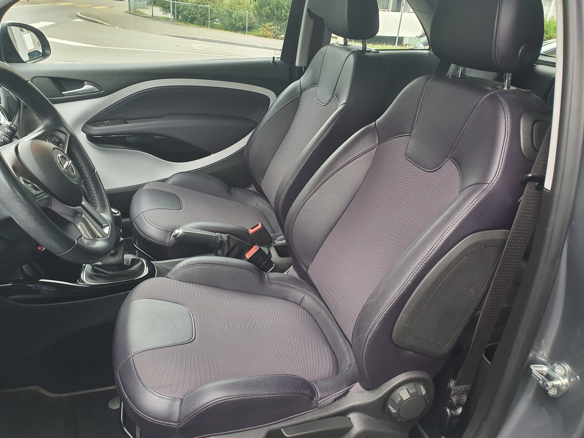 OPEL Adam 1.0 ecoFLEX Turbo ROCKS-image-7