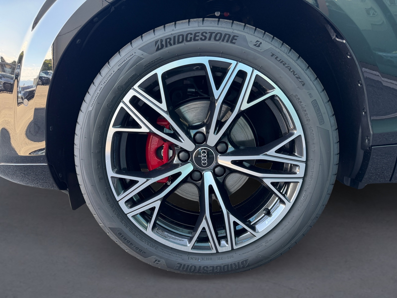 AUDI Q3 Sportback 110 kW TFSI S tronic-image-11
