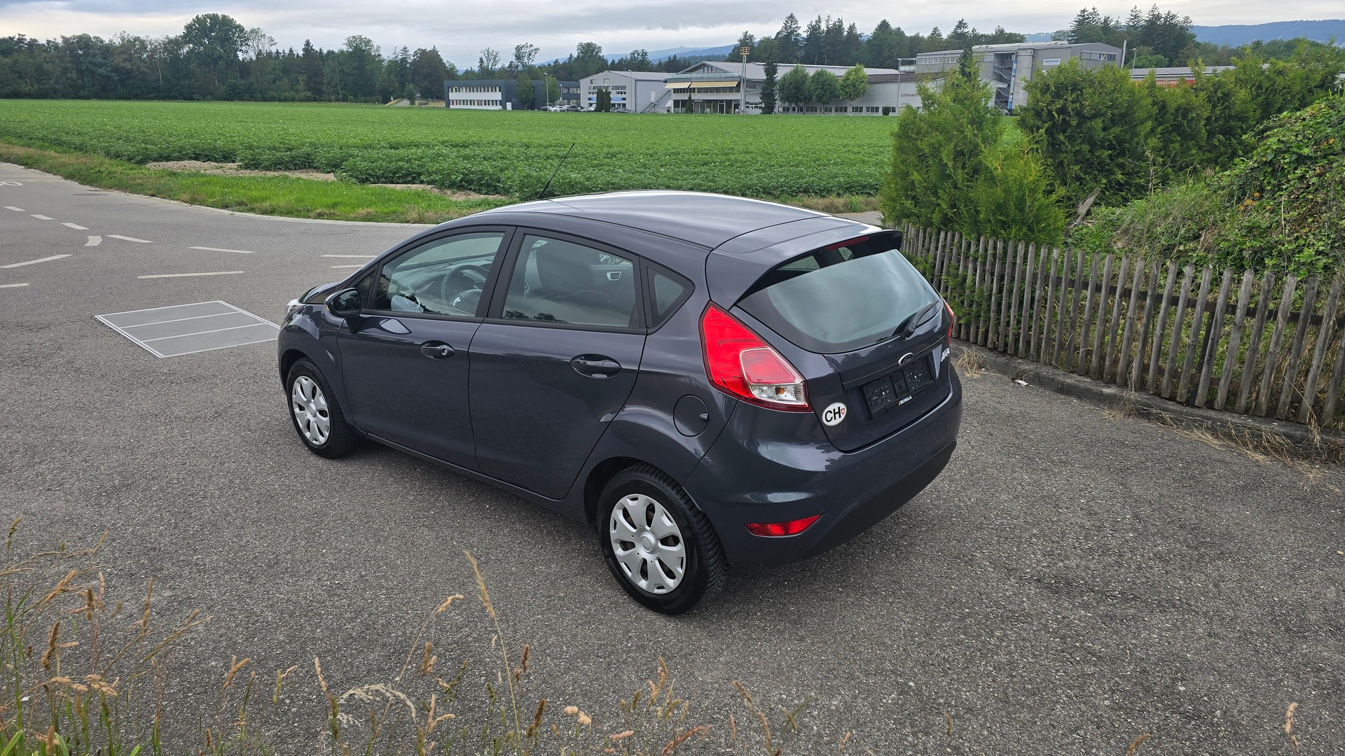 FORD Fiesta 1.0 Trend 1.25-image-6