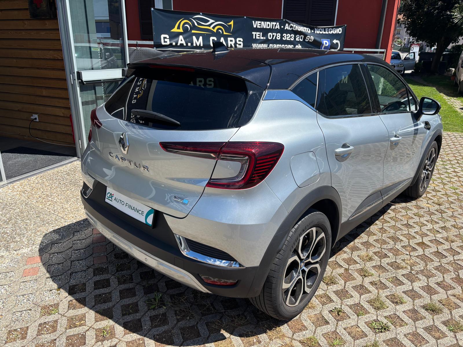 RENAULT Captur 1.6 E-Tech Edition1 DHT-image-1