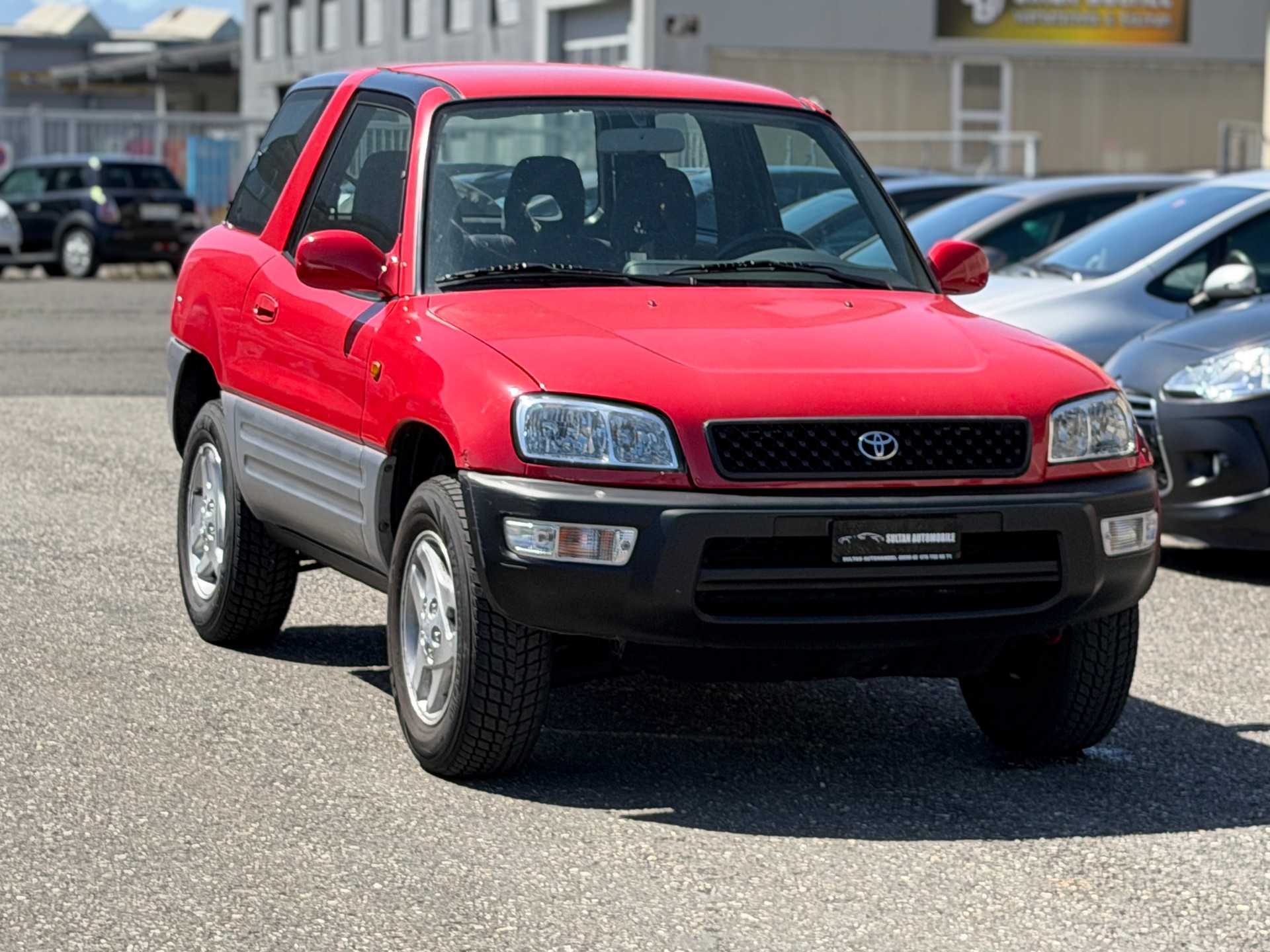 TOYOTA RAV-4-image-1