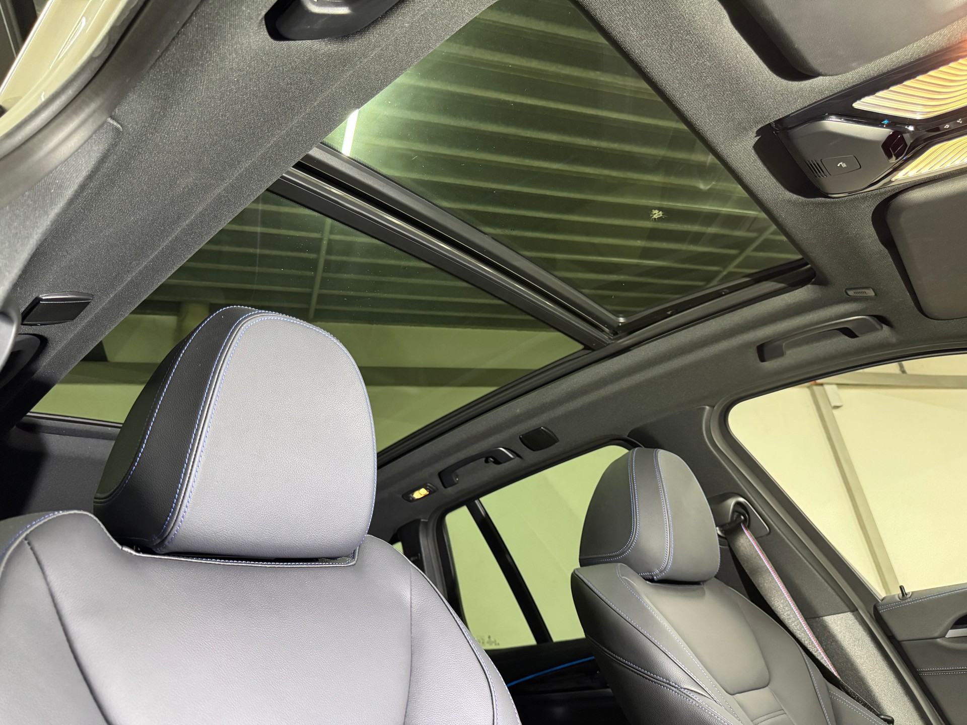 BMW iX3 Impressive M-Sport 286PS / Voll-Ausstattung-image-9