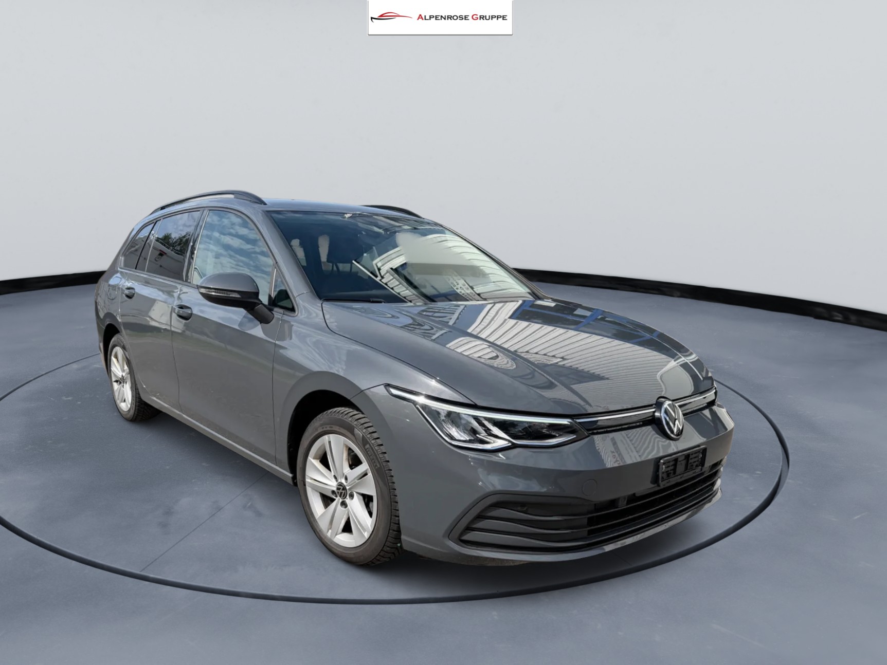 VW Golf Variant 2.0 TDI Life DSG-image-0