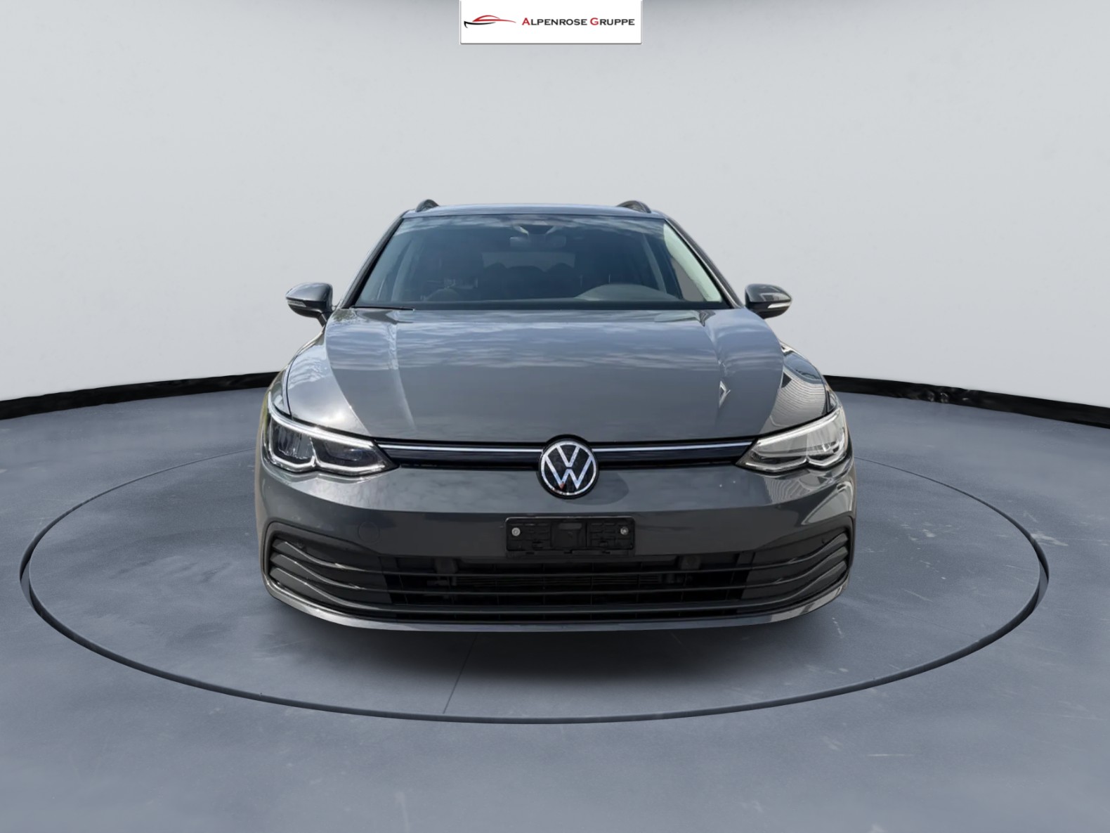 VW Golf Variant 2.0 TDI Life DSG-image-1