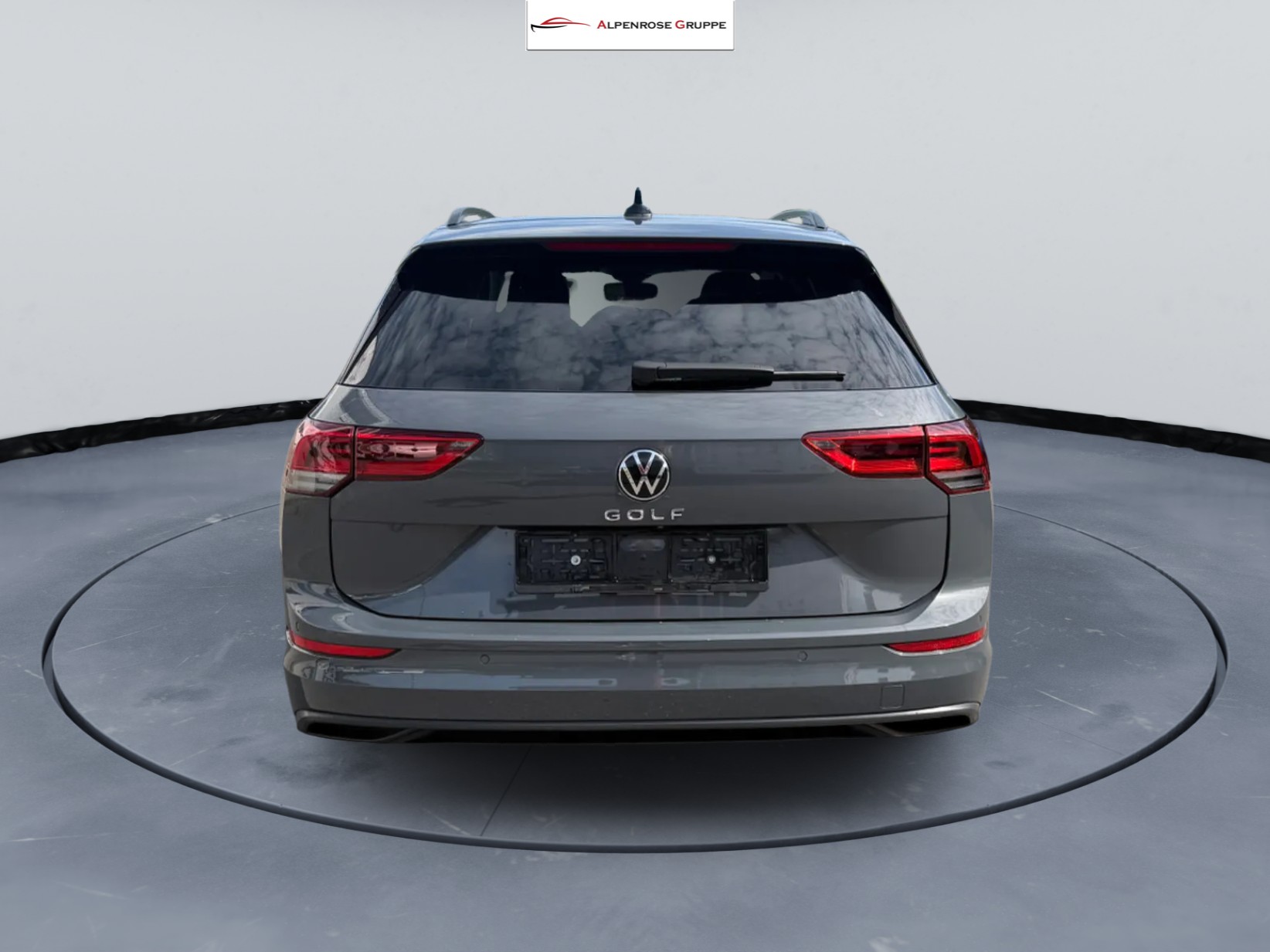VW Golf Variant 2.0 TDI Life DSG-image-2