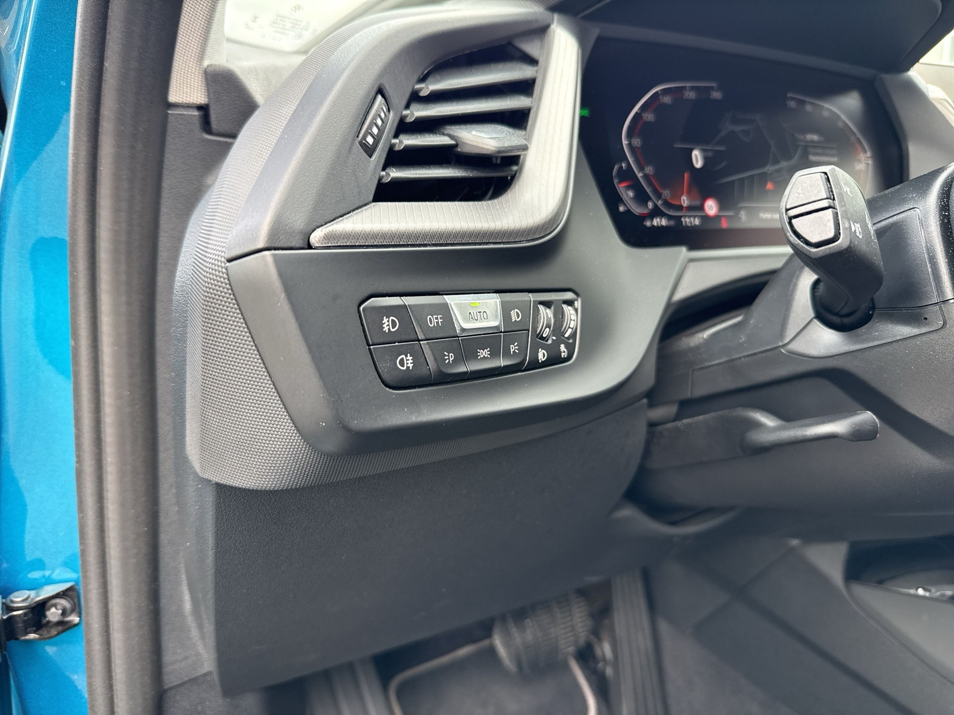 BMW 118i Sport Line Steptronic-image-19