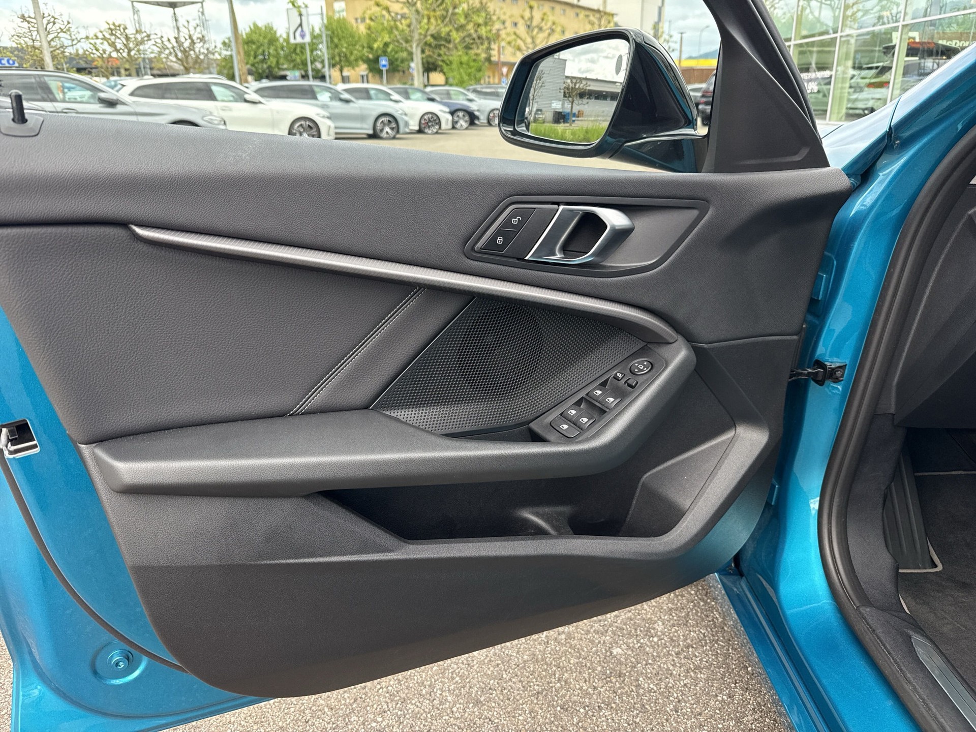 BMW 118i Sport Line Steptronic-image-16