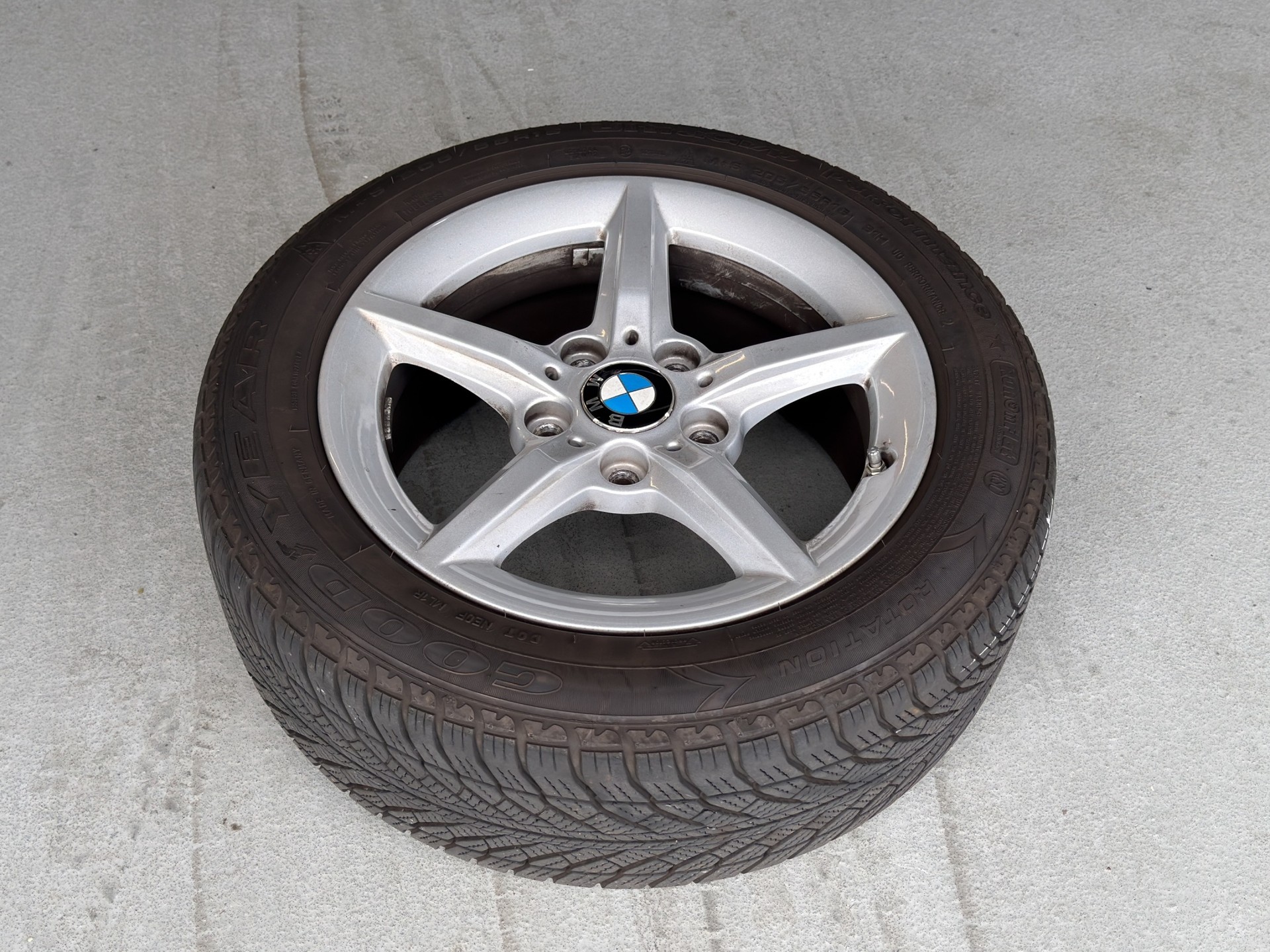 BMW 120d xDrive Edition M Sport Steptronic*Frisch ab MFK,1 Jahr oder 20'000km Garantie*-image-16