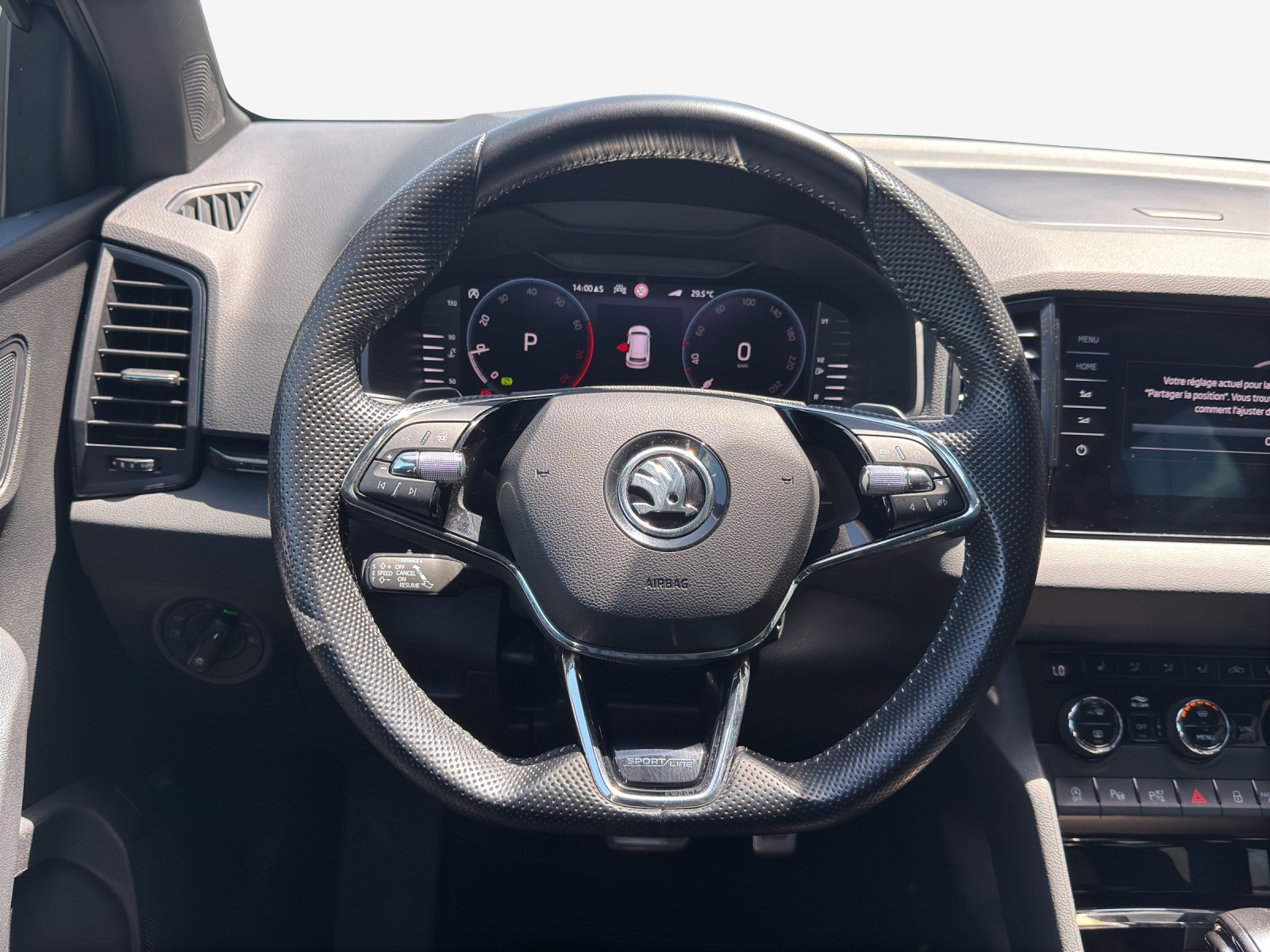 SKODA Karoq 2.0 TSI SportLine 4x4 DSG-image-9