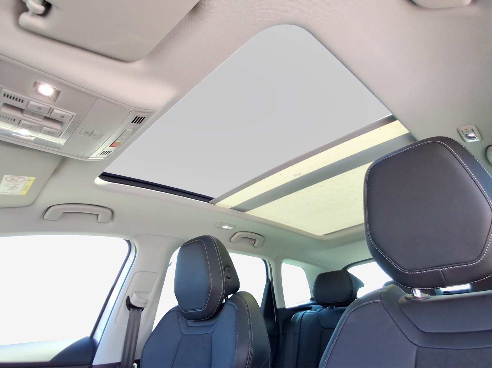 SKODA Karoq 2.0 TDI CR Style 4x4 DSG-image-13
