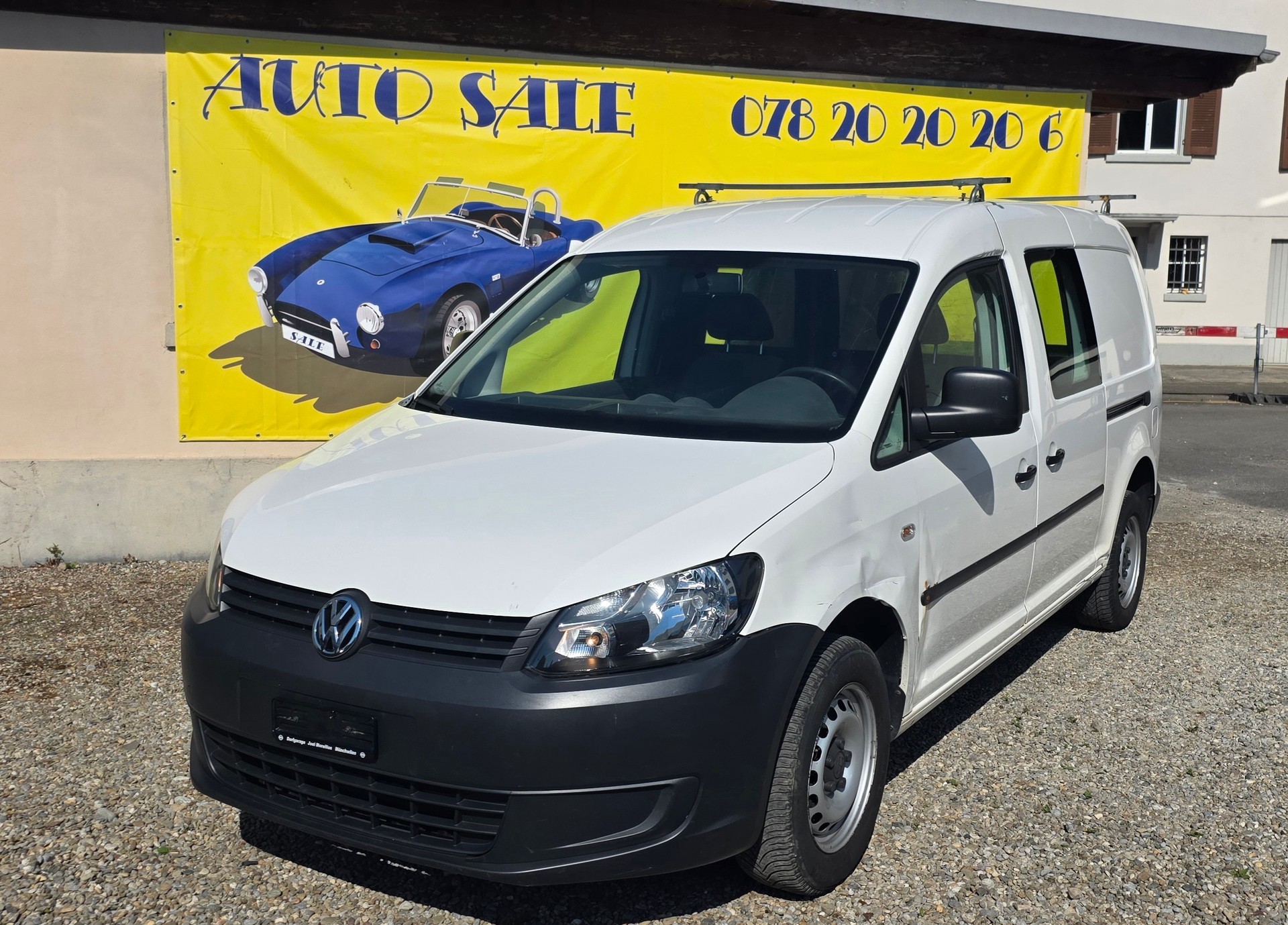 VW Caddy Maxi 2.0 TDI 4Motion-image-0