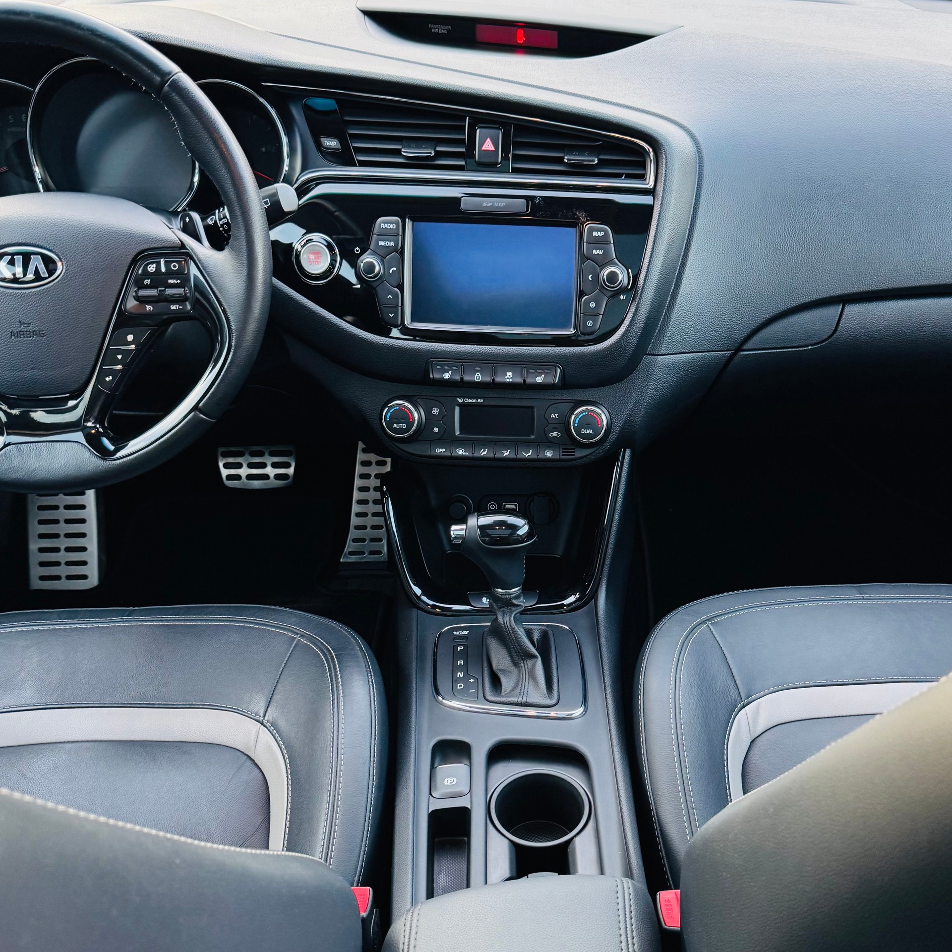 KIA Cee'd Sportswagon 1.6 CRDi Style DCT-image-10