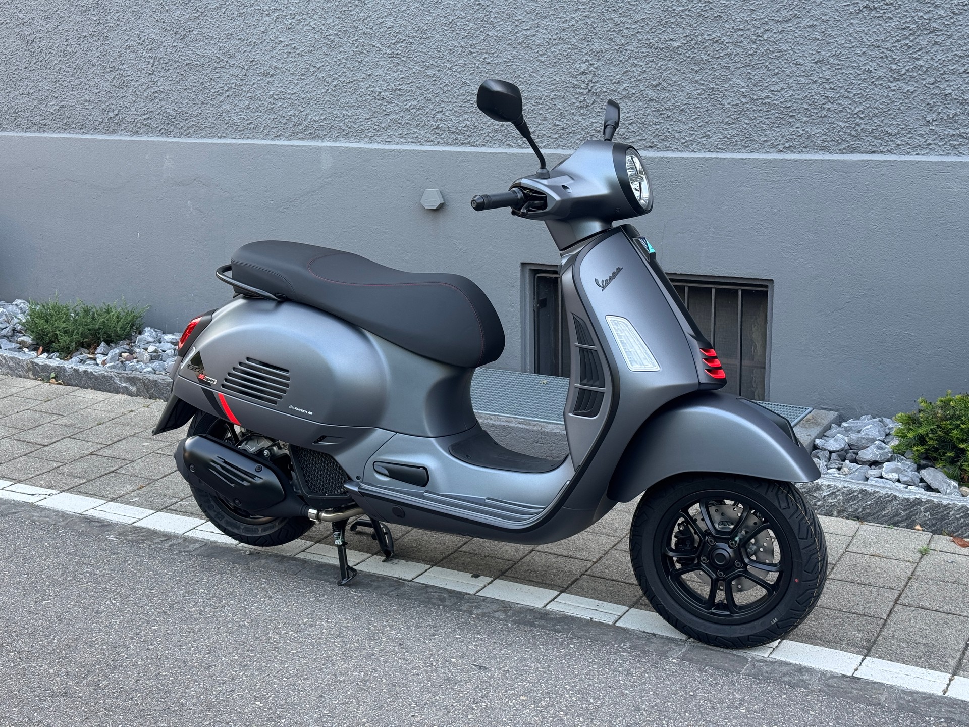 PIAGGIO Vespa GTS 125 Super Sport RST Euro 5+-image-13