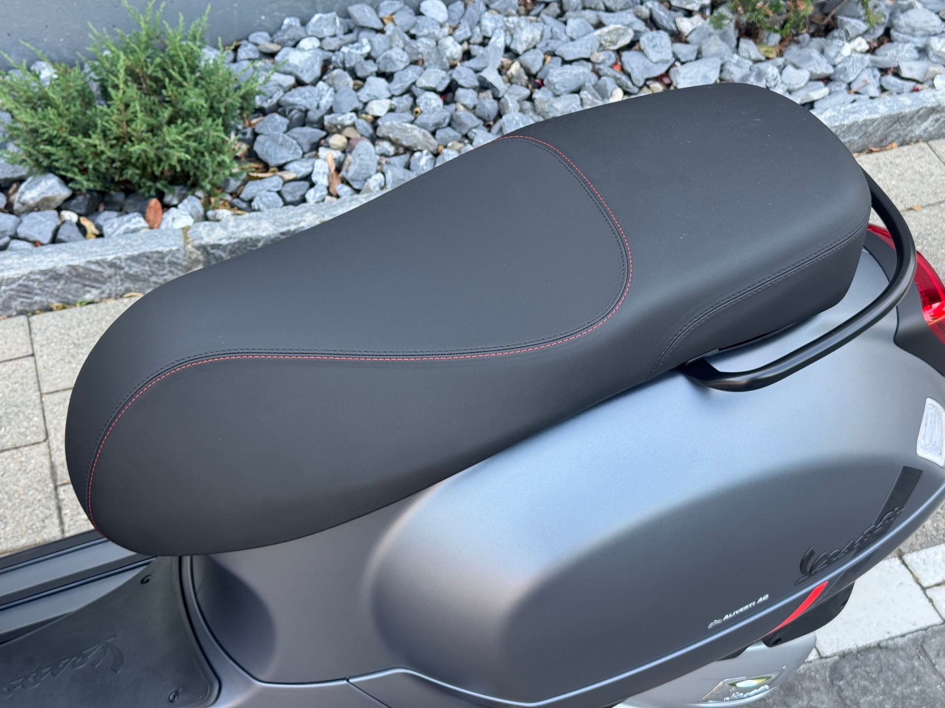 PIAGGIO Vespa GTS 125 Super Sport RST Euro 5+-image-8