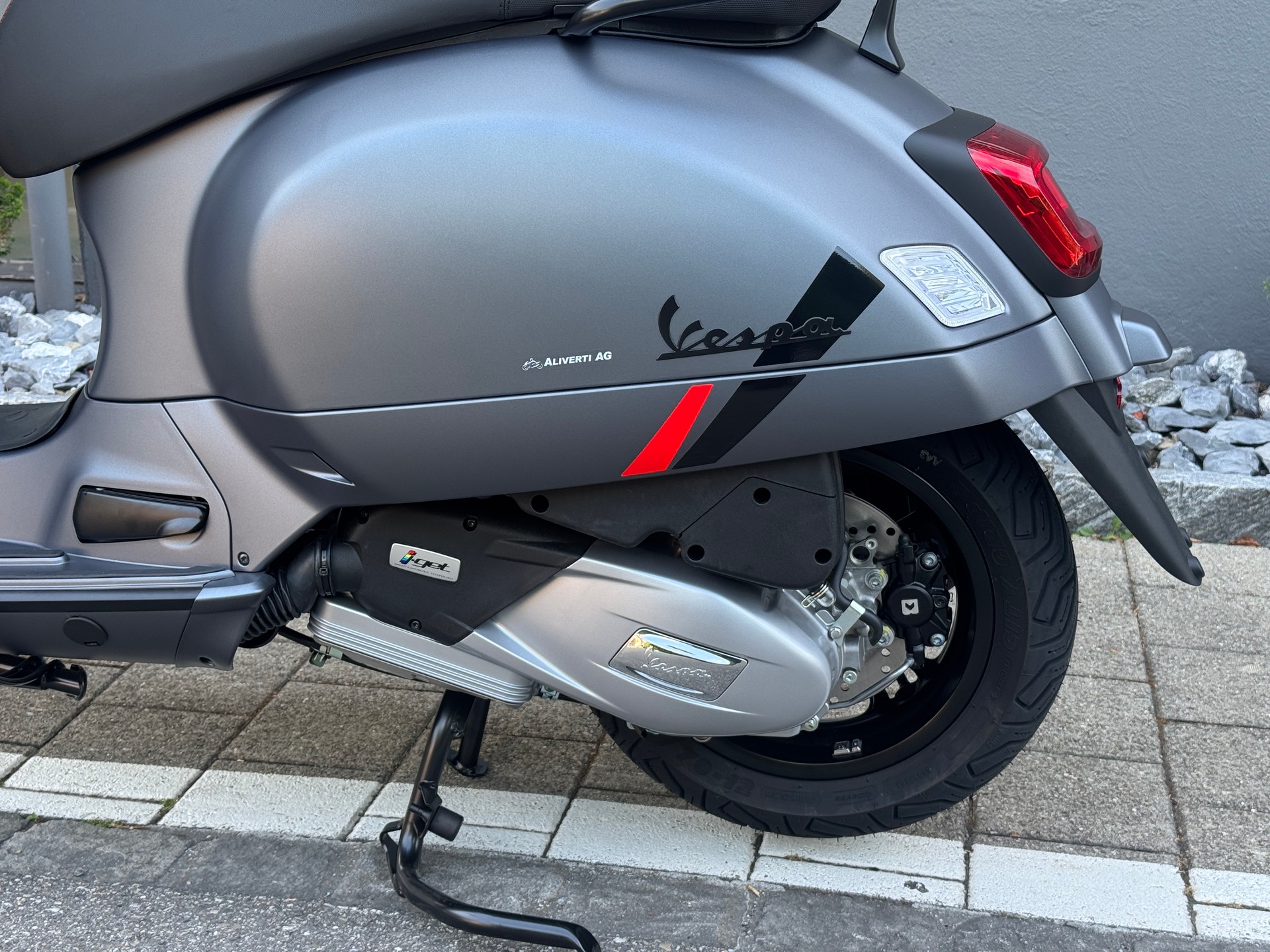 PIAGGIO Vespa GTS 125 Super Sport RST Euro 5+-image-9