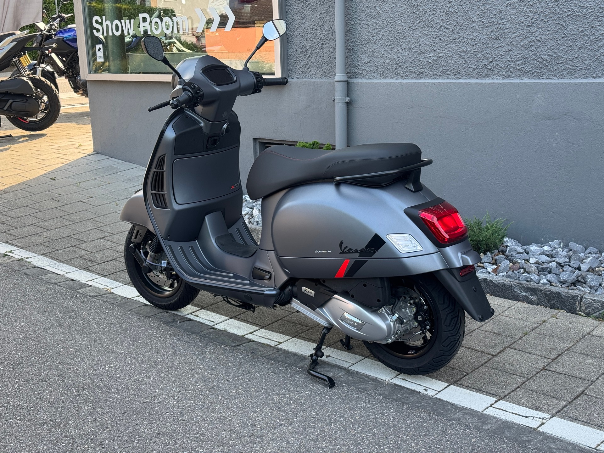 PIAGGIO Vespa GTS 125 Super Sport RST Euro 5+-image-10