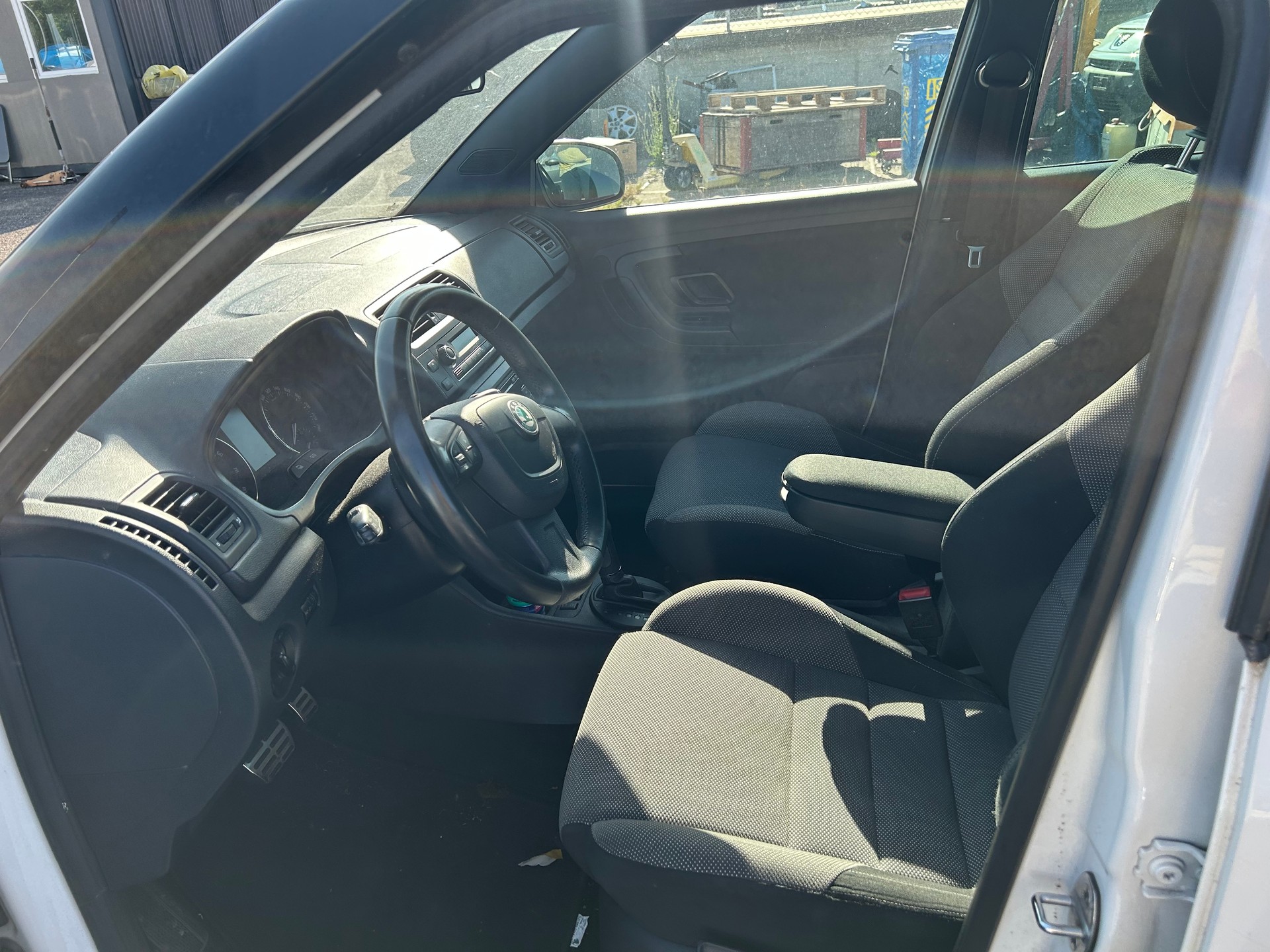 SKODA Fabia 1.2 TSI Monte Carlo DSG-image-6