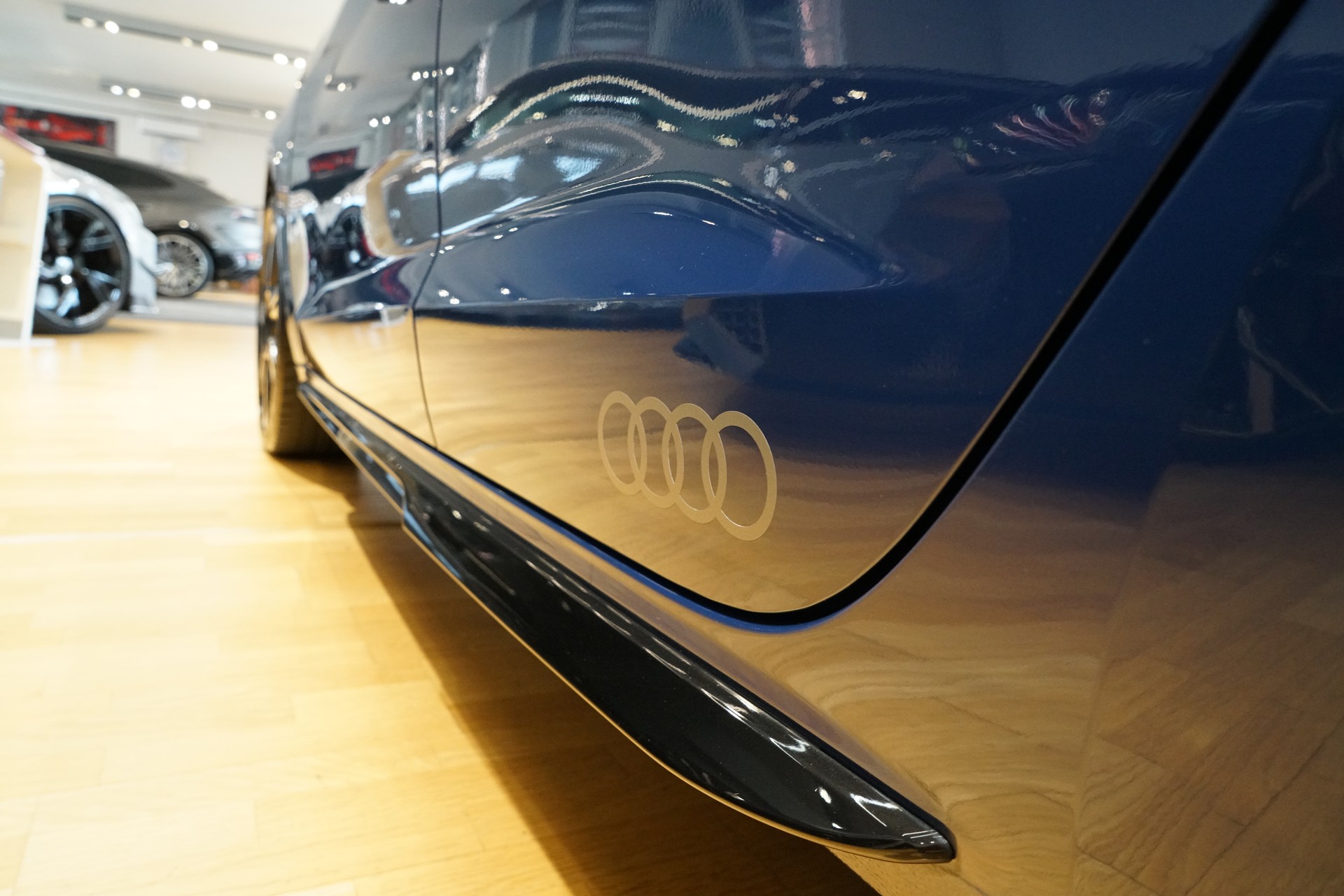 AUDI A1 Sportback 35 TFSI S Line S-tronic-image-4