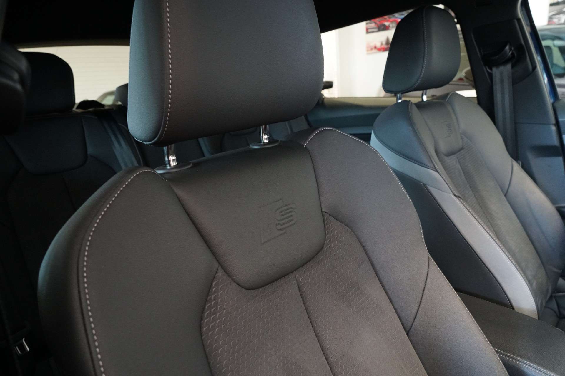 AUDI A1 Sportback 35 TFSI S Line S-tronic-image-19